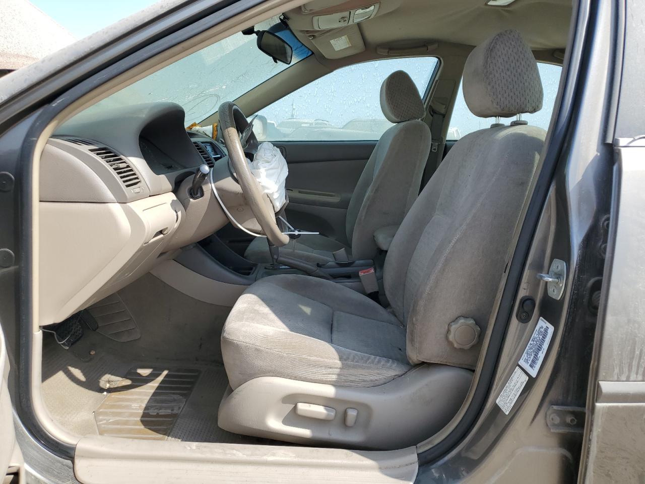 2003 Toyota Camry Le VIN: 4T1BE32K33U779106 Lot: 63313104