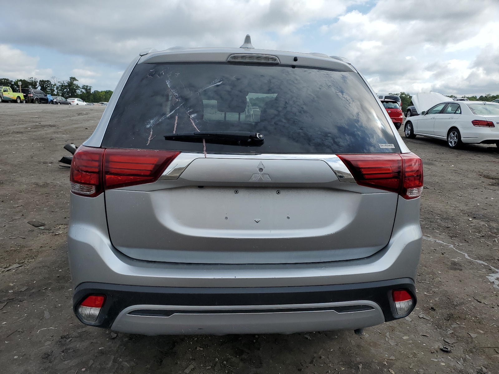 JA4AD3A34LJ001051 2020 Mitsubishi Outlander Se