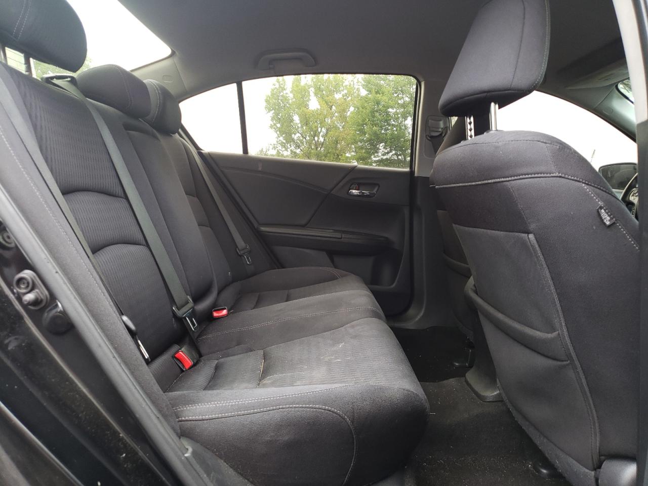 2015 Honda Accord - Image 10