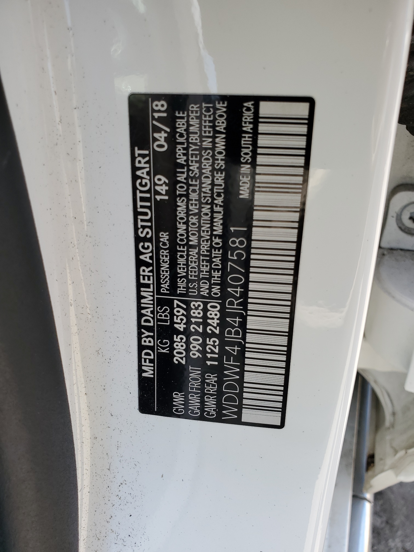 WDDWF4JB4JR407581 2018 Mercedes-Benz C 300