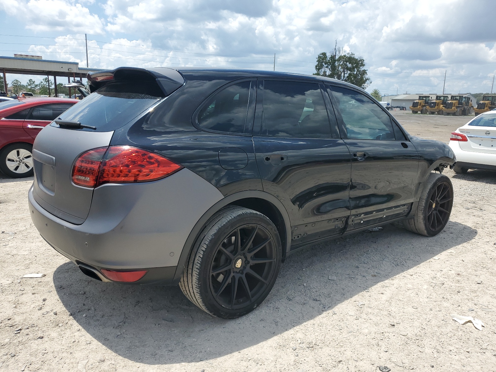 WP1AA2A26CLA08618 2012 Porsche Cayenne