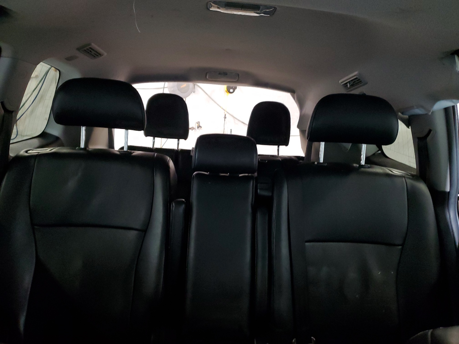 5TDBK3EH7BS052891 2011 Toyota Highlander Base