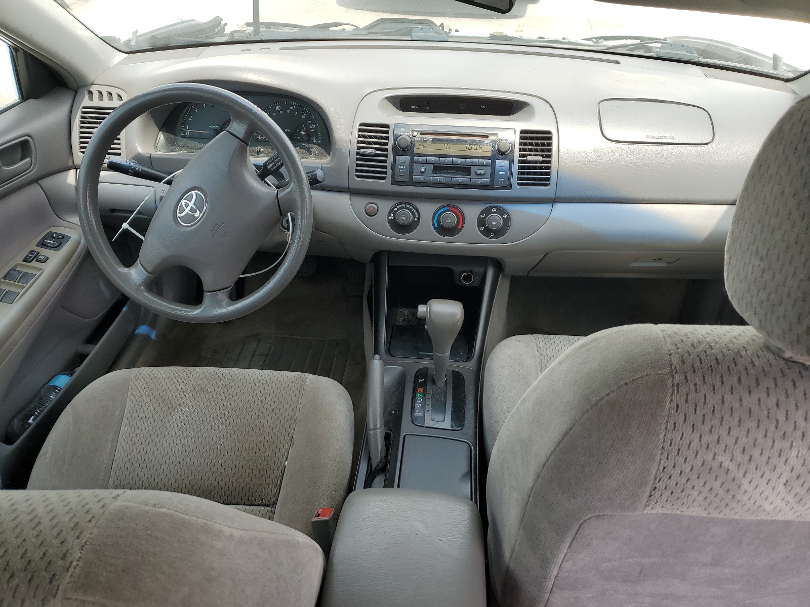 4T1BE32K73U147368 2003 Toyota Camry Le