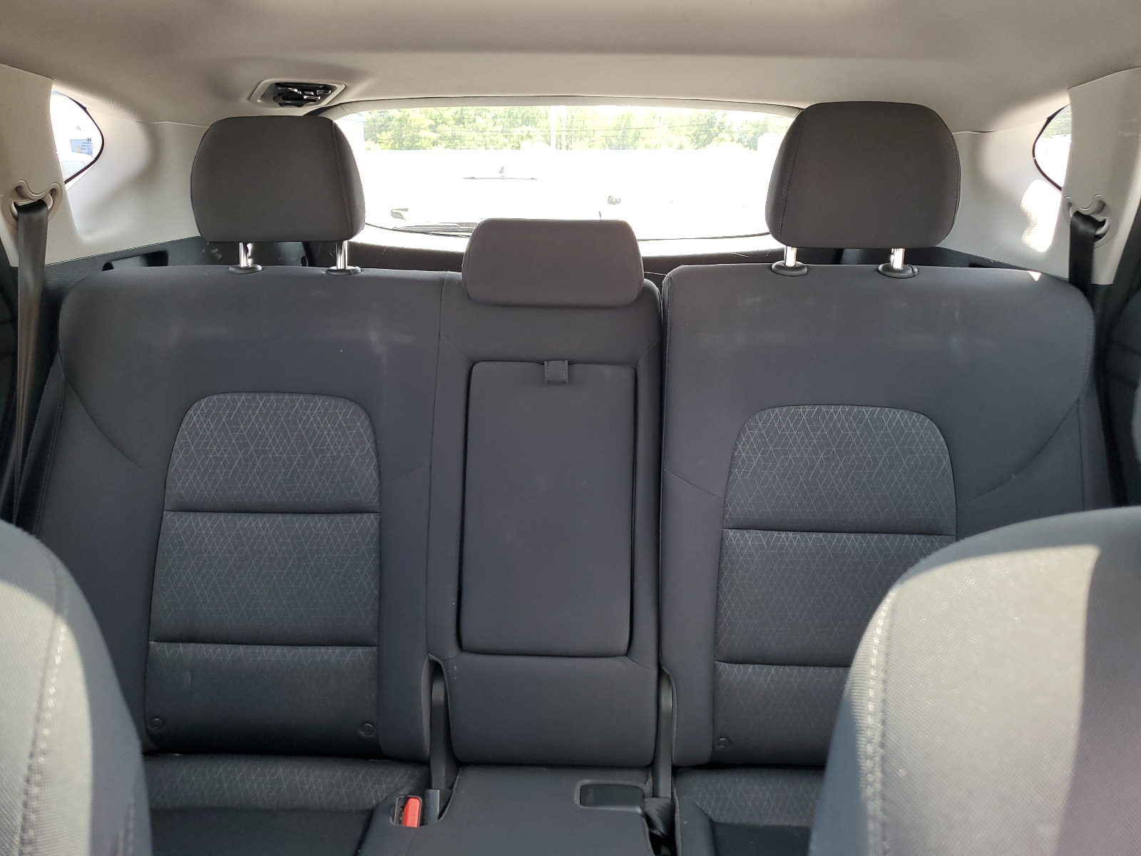 KM8J3CA28JU678000 2018 Hyundai Tucson Value