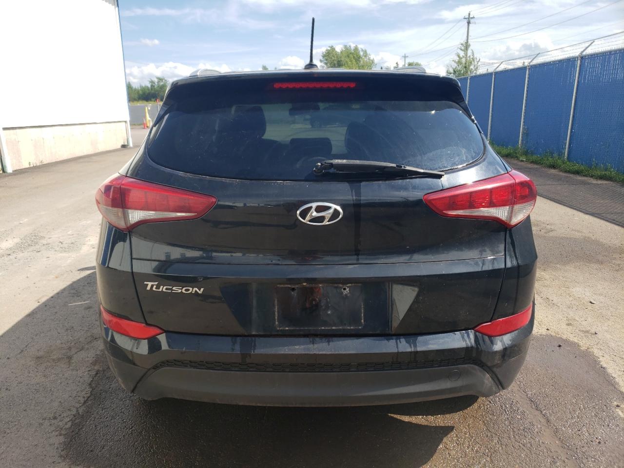 2016 Hyundai Tucson Limited VIN: KM8J33A42GU108102 Lot: 62885954