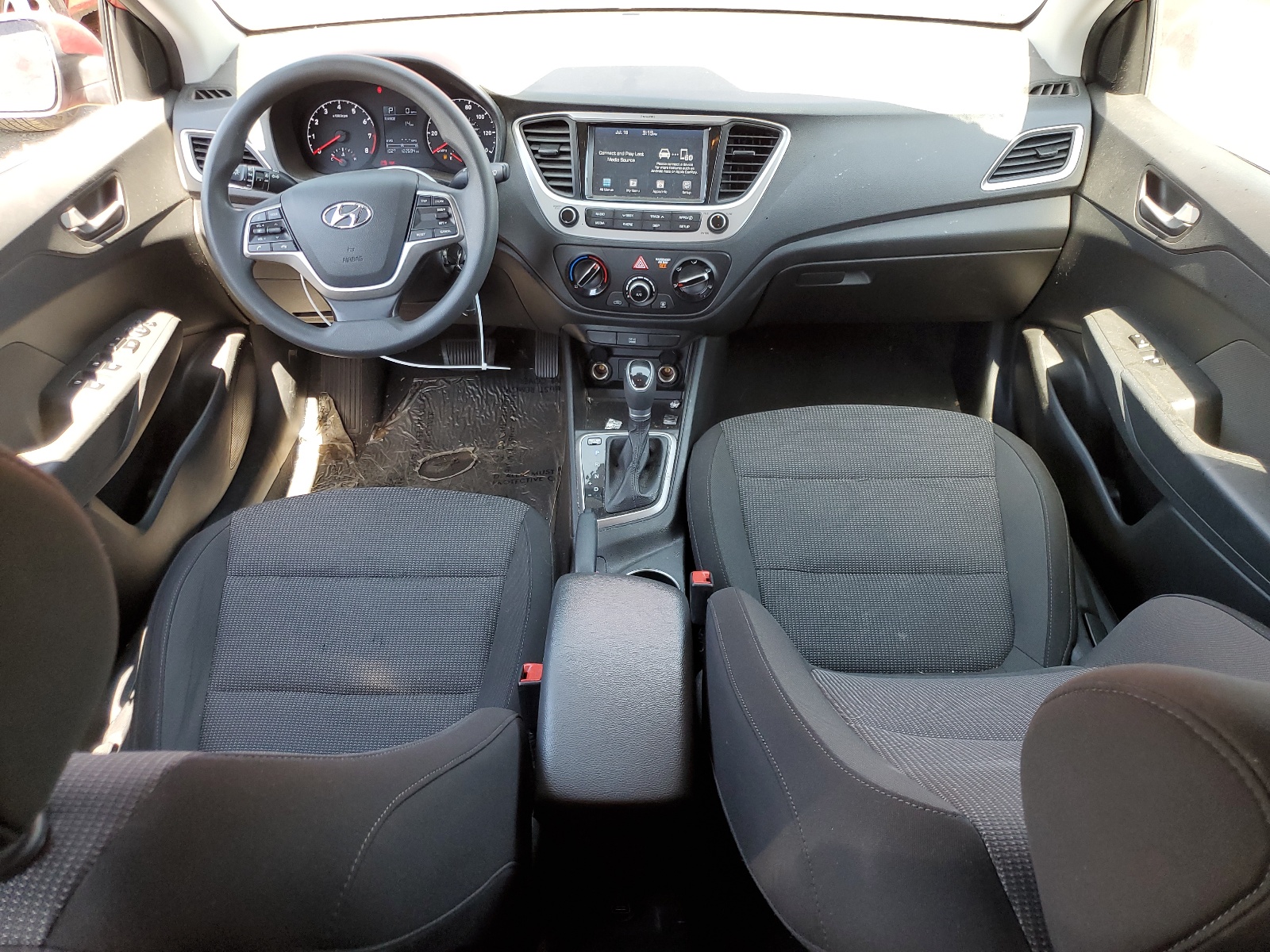 3KPC24A37KE060813 2019 Hyundai Accent Se