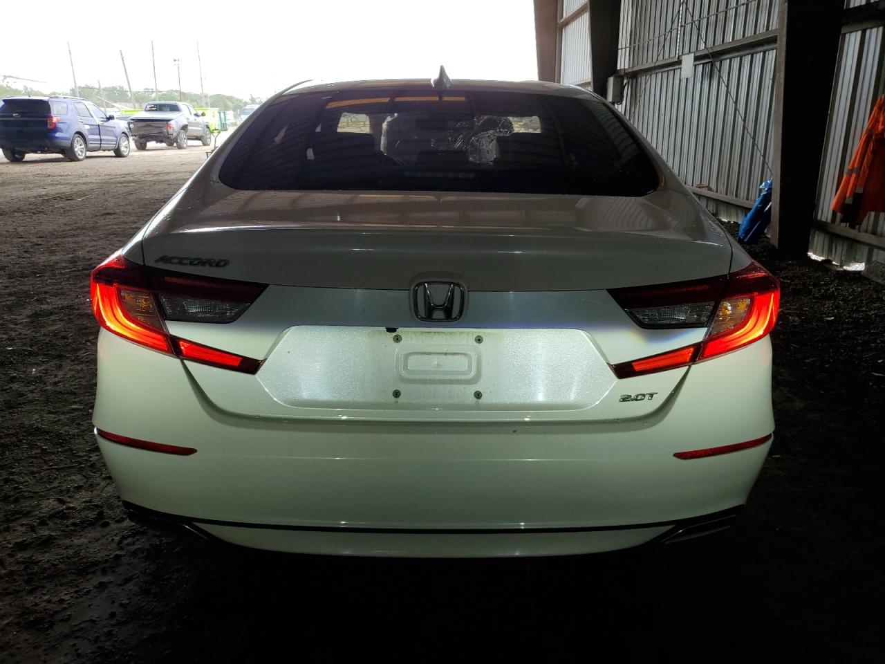 1HGCV2F52LA014379 Honda Accord EXL 6