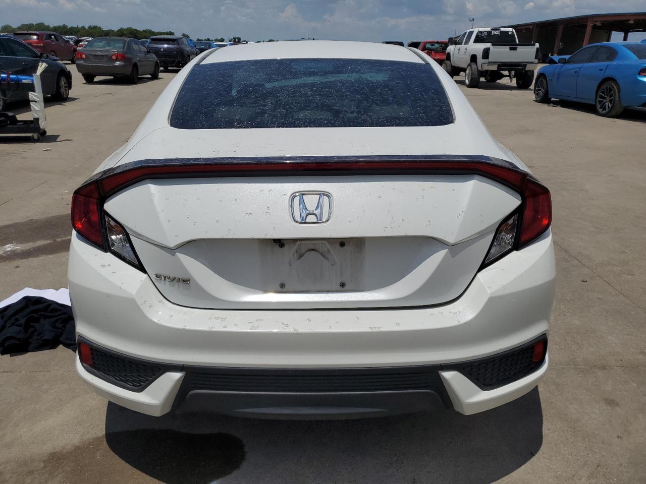 2HGFC4B6XLH303976 2020 Honda Civic Lx