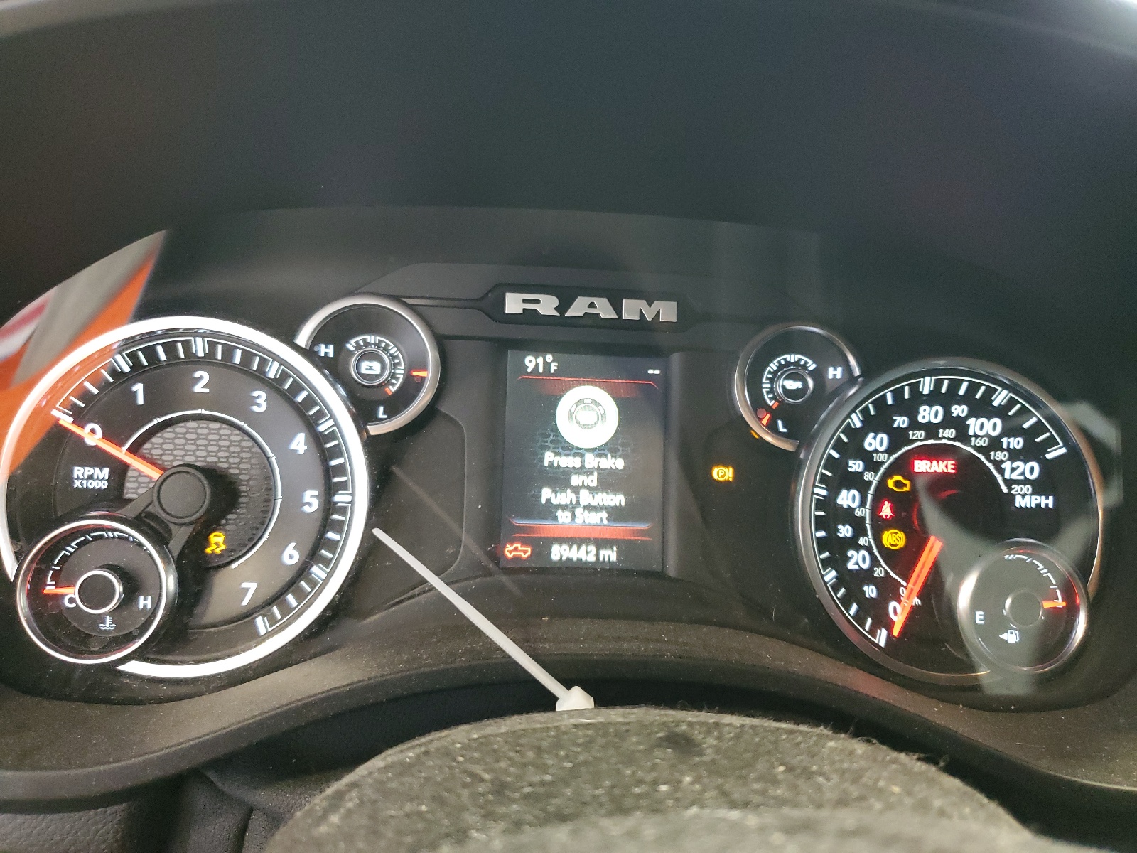 1C6RRFFG3KN731779 2019 Ram 1500 Big Horn/Lone Star