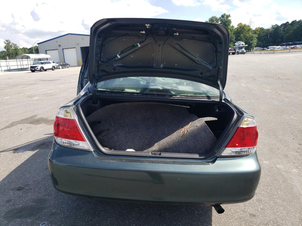 2005 Toyota Camry Le VIN: 4T1BE32K95U396516 Lot: 62248154