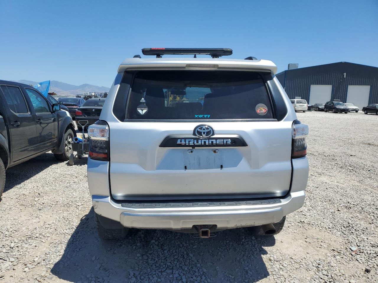 2015 Toyota 4Runner Sr5 VIN: JTEBU5JR3F5224975 Lot: 61772304