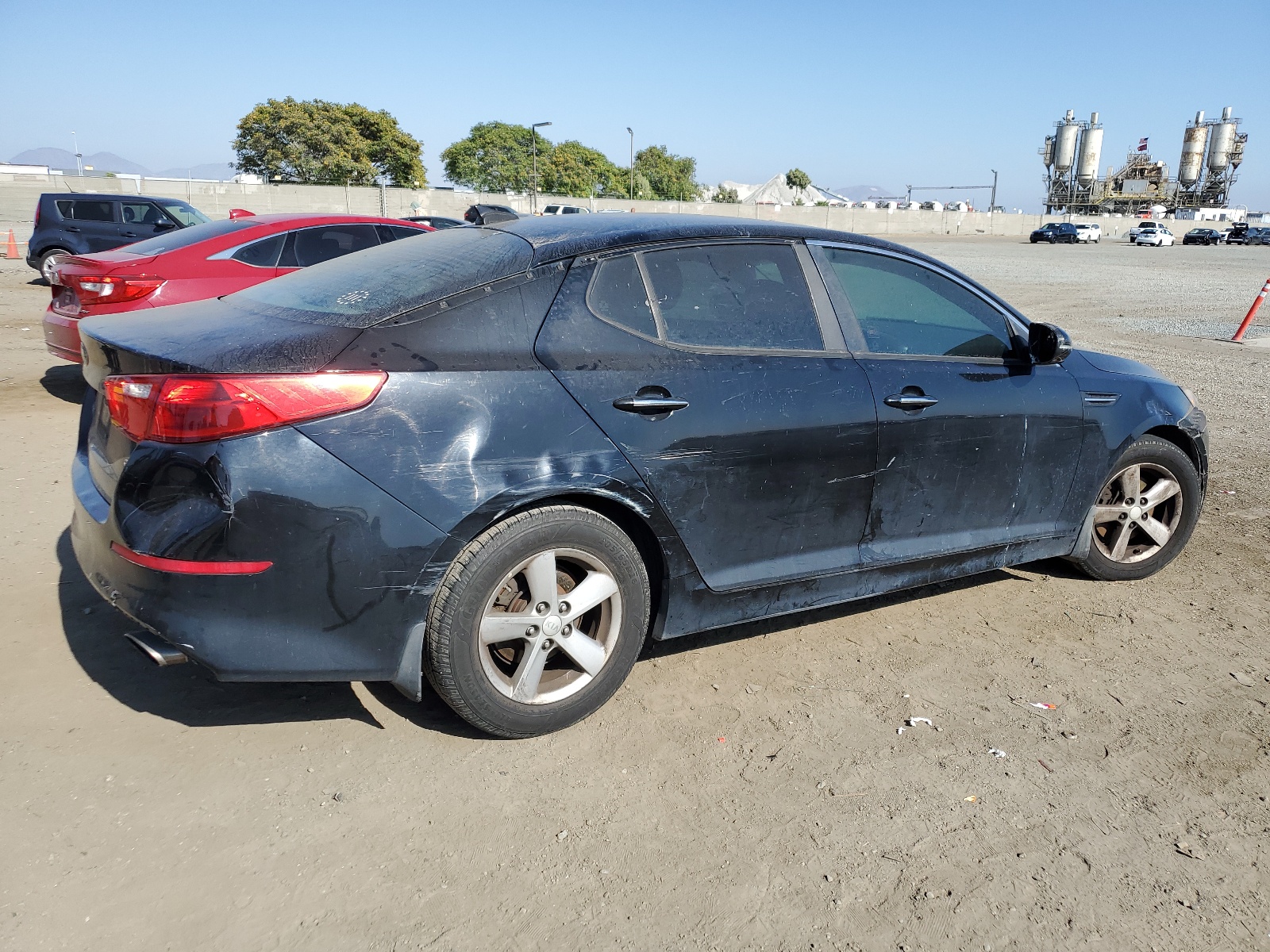 2015 Kia Optima Lx vin: 5XXGM4A75FG370972