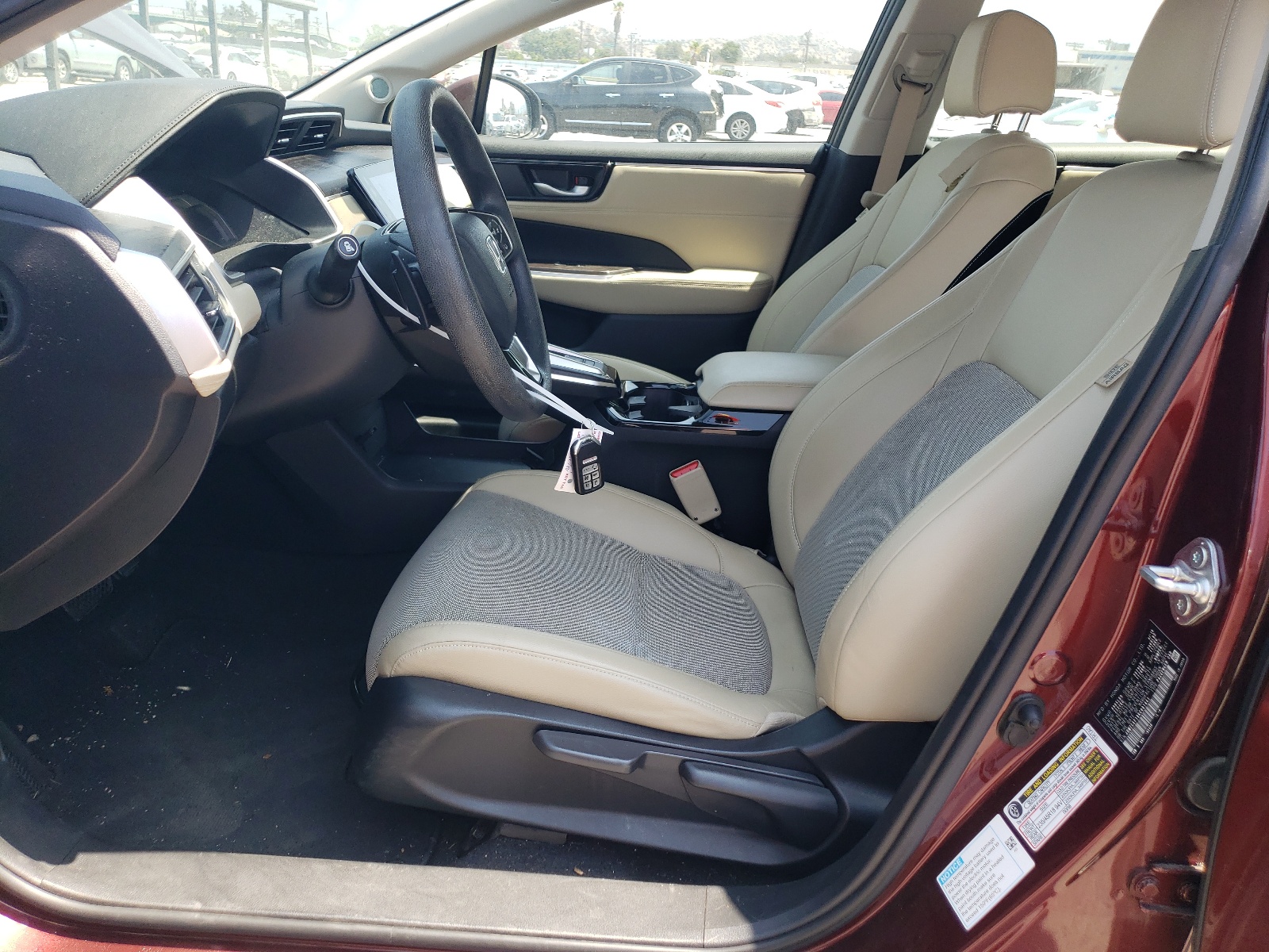 JHMZC5F18KC001943 2019 Honda Clarity