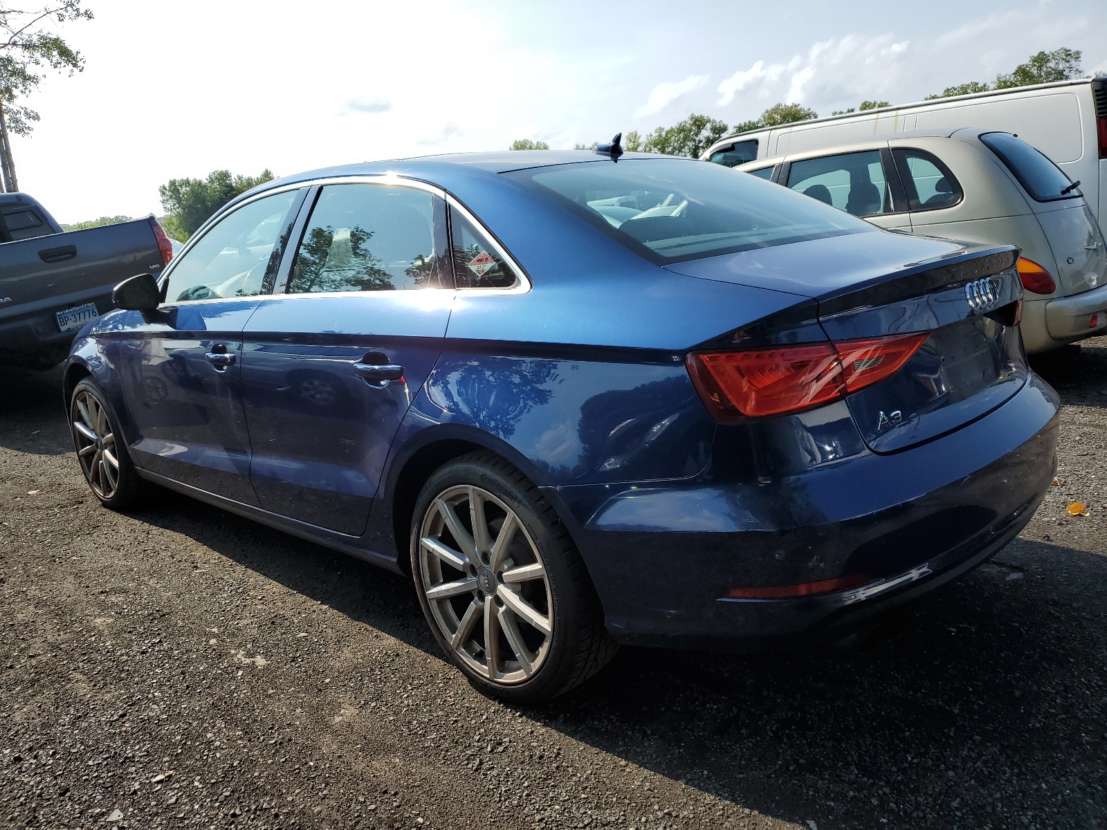 2015 Audi A3 Premium Plus vin: WAUCCGFF5F1021290