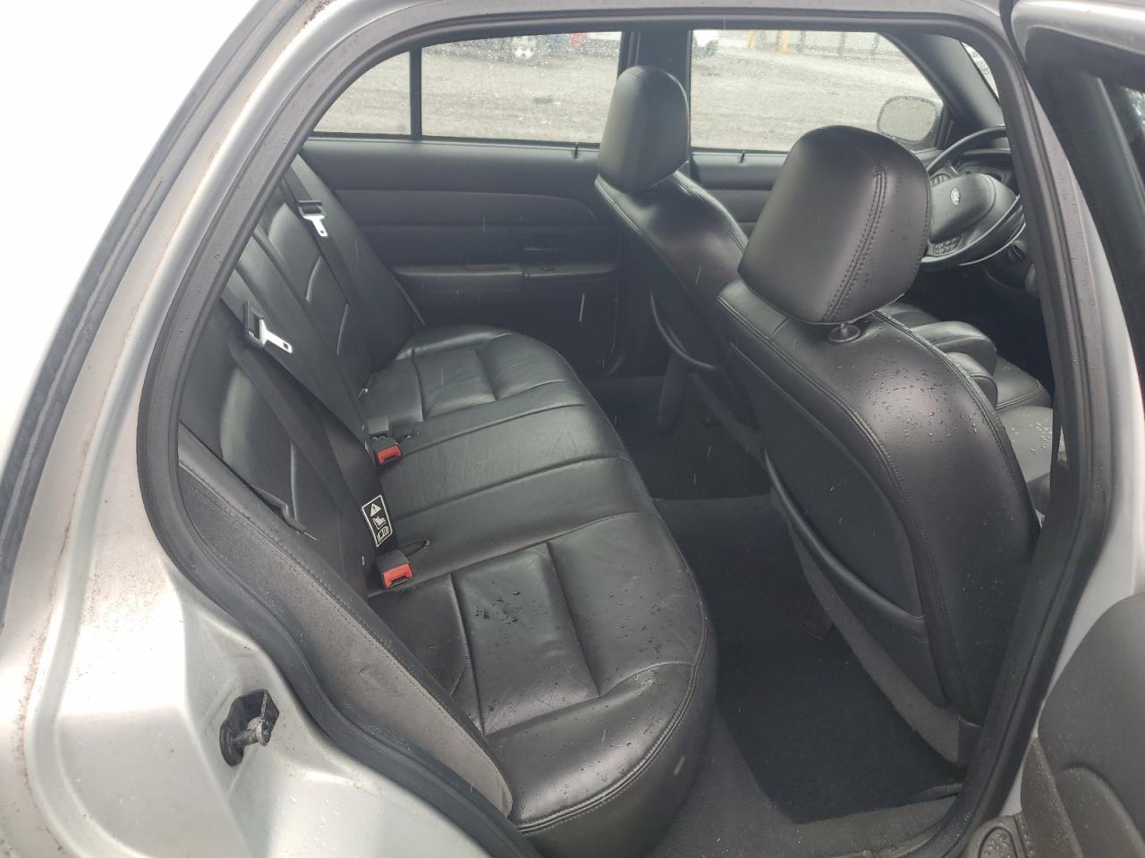 2003 Ford Crown Victoria Lx VIN: 2FAFP74WX3X136760 Lot: 64161444