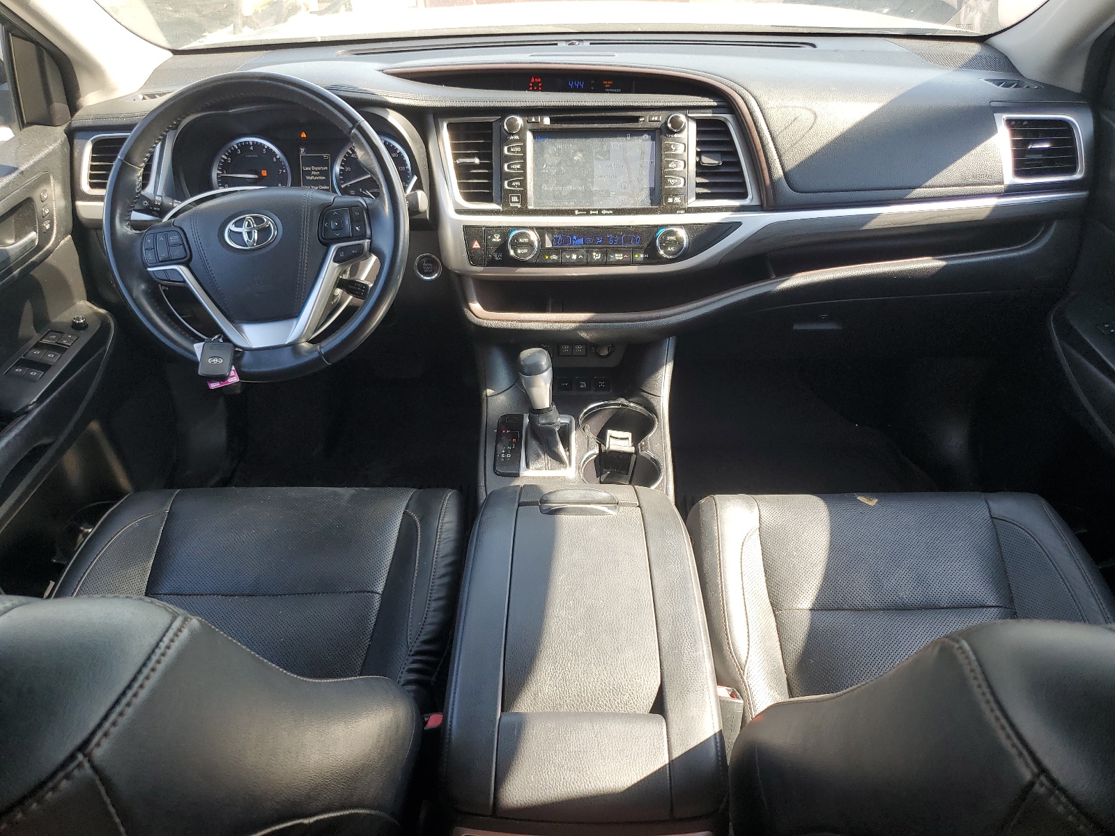 5TDDZRFH1HS419377 2017 Toyota Highlander Limited