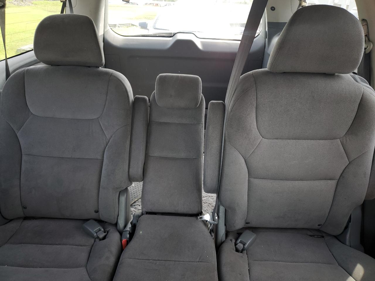 2005 Honda Odyssey Ex VIN: 5FNRL384X5B121148 Lot: 62077034