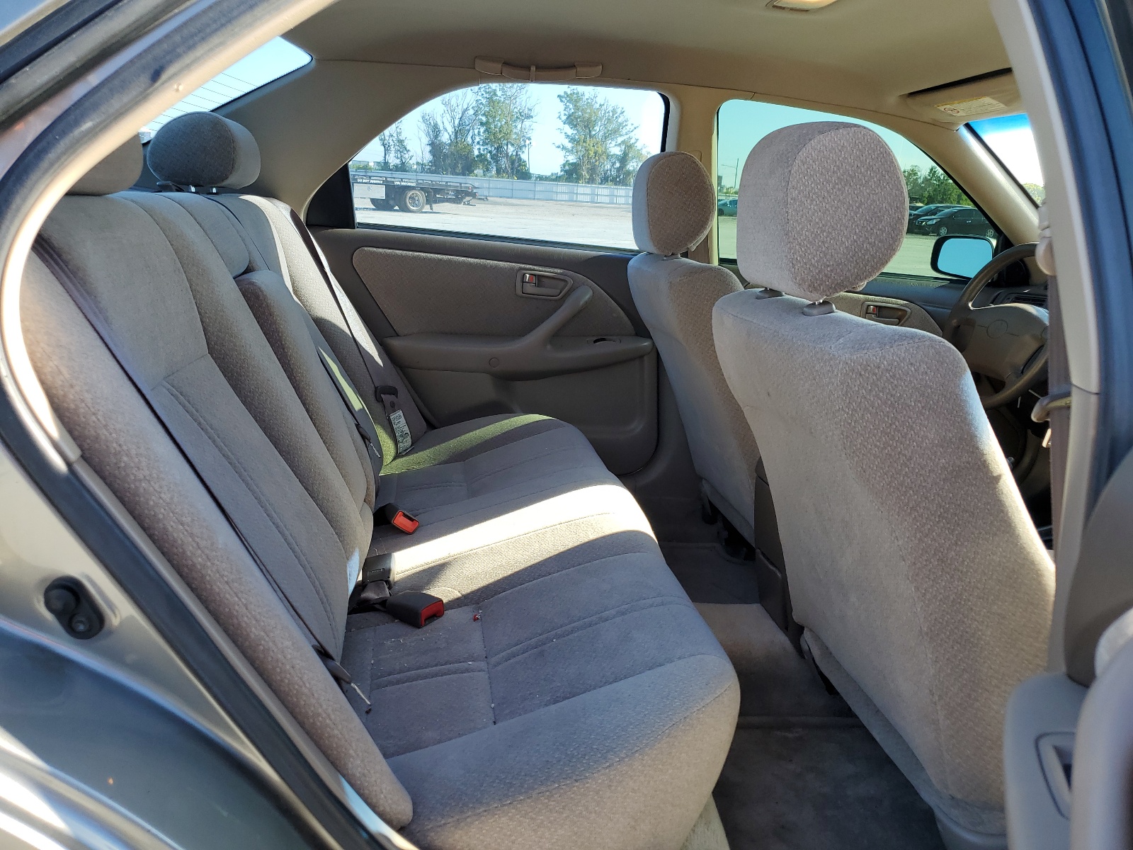 JT2BF28K3Y0260731 2000 Toyota Camry Le