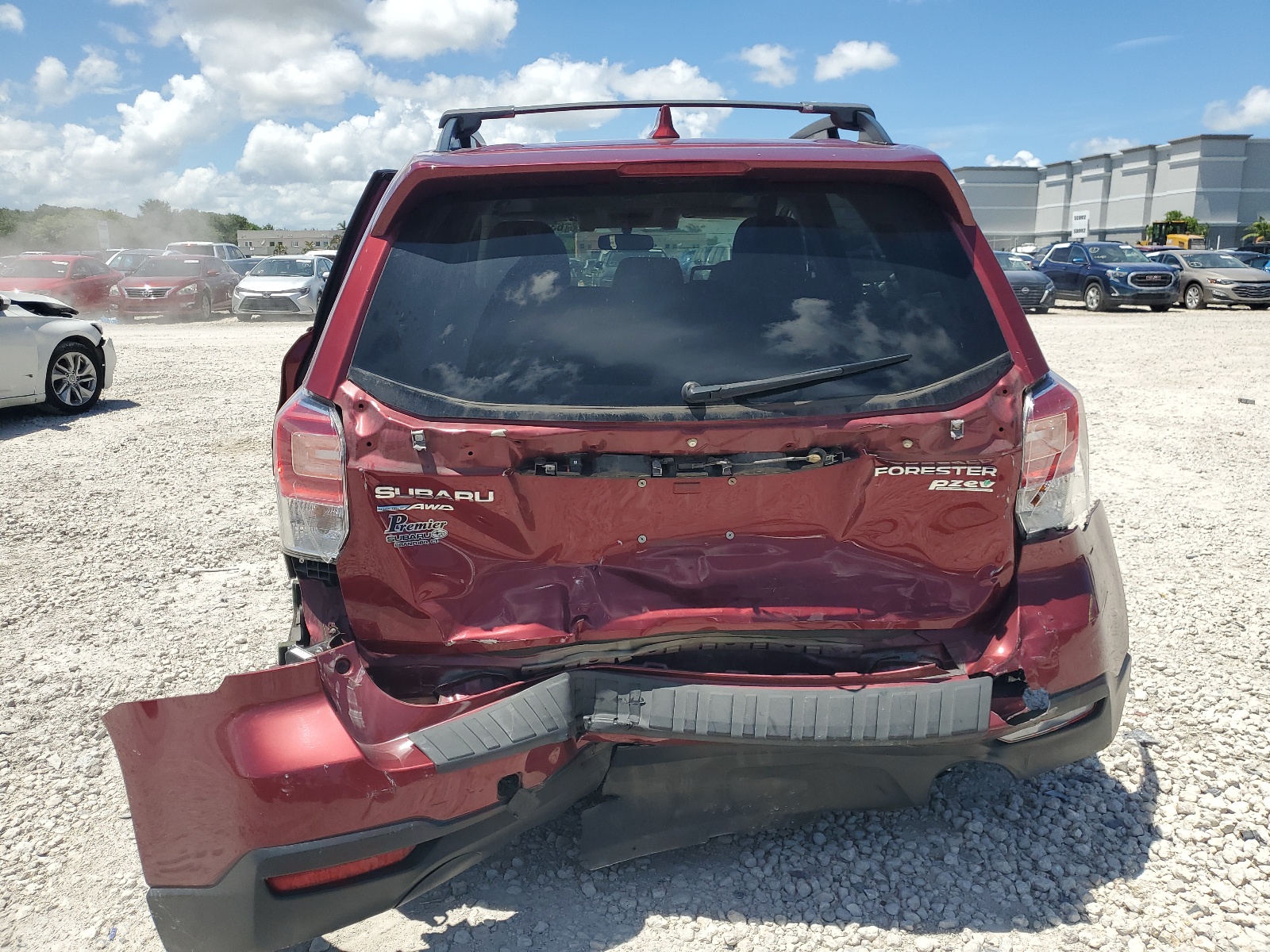 JF2SJAGC9HH575370 2017 Subaru Forester 2.5I Premium