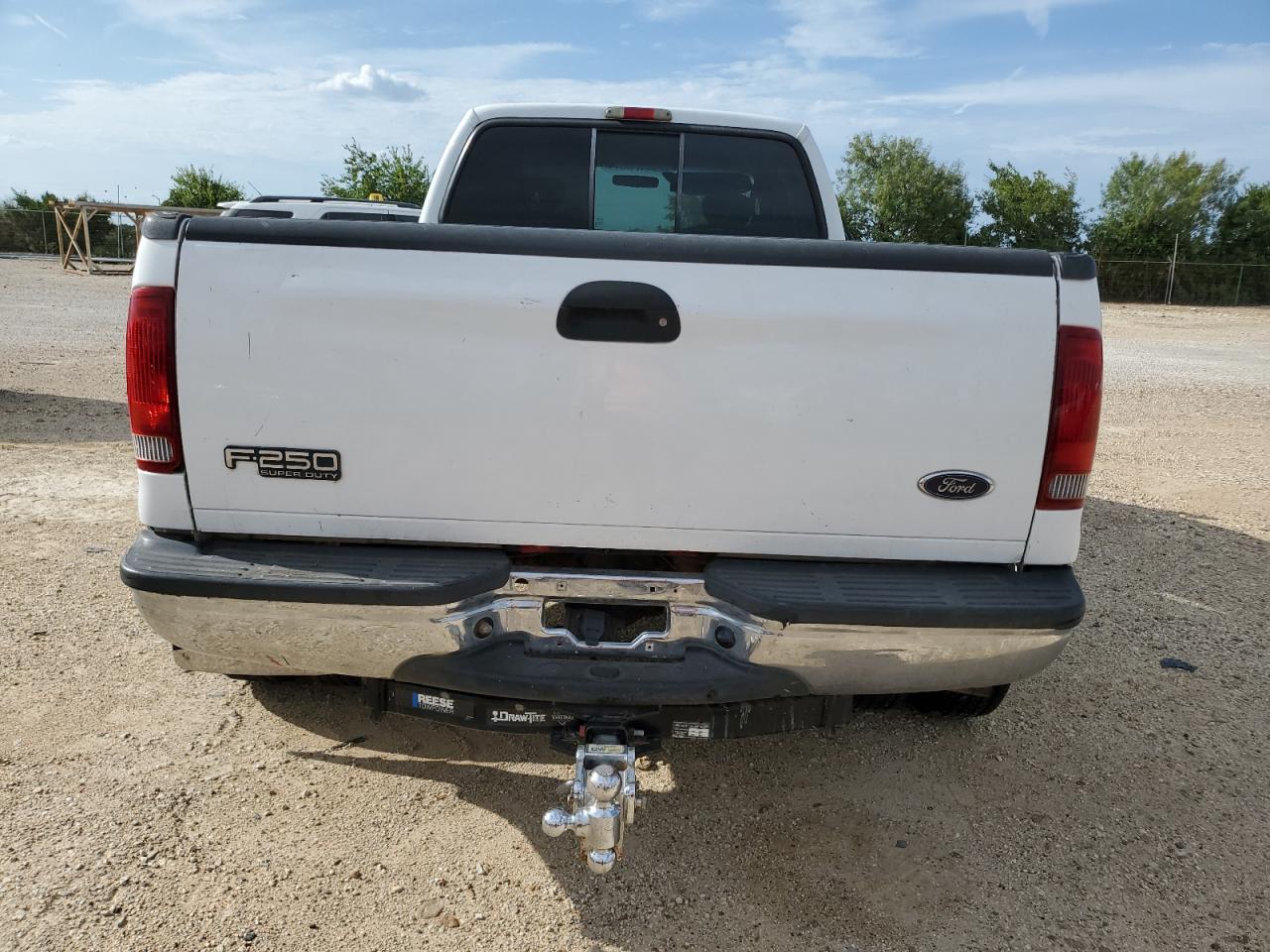 2003 Ford F350 - Image 6