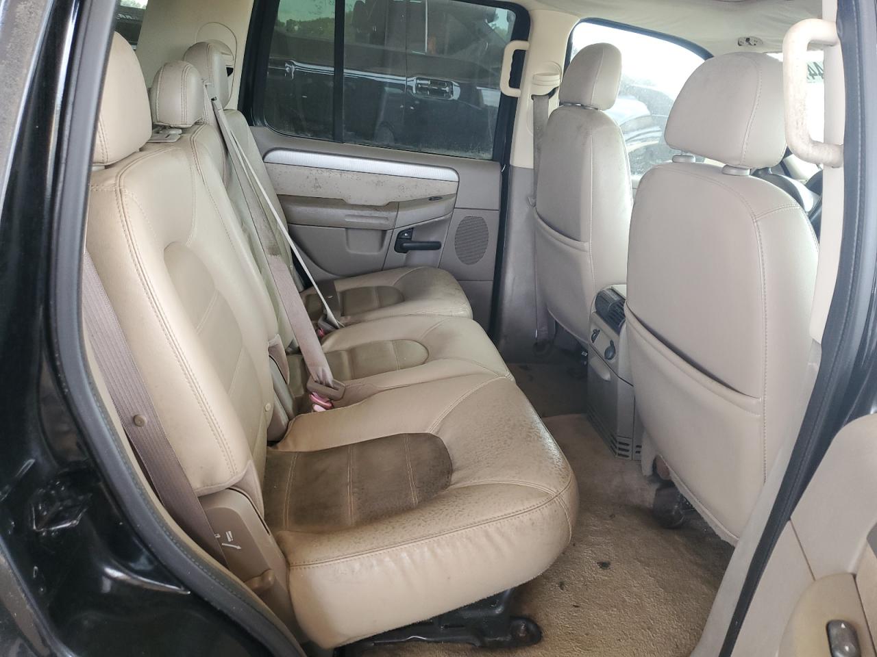 2004 Ford Explorer Xlt VIN: 1FMZU63K84UA64602 Lot: 63922344