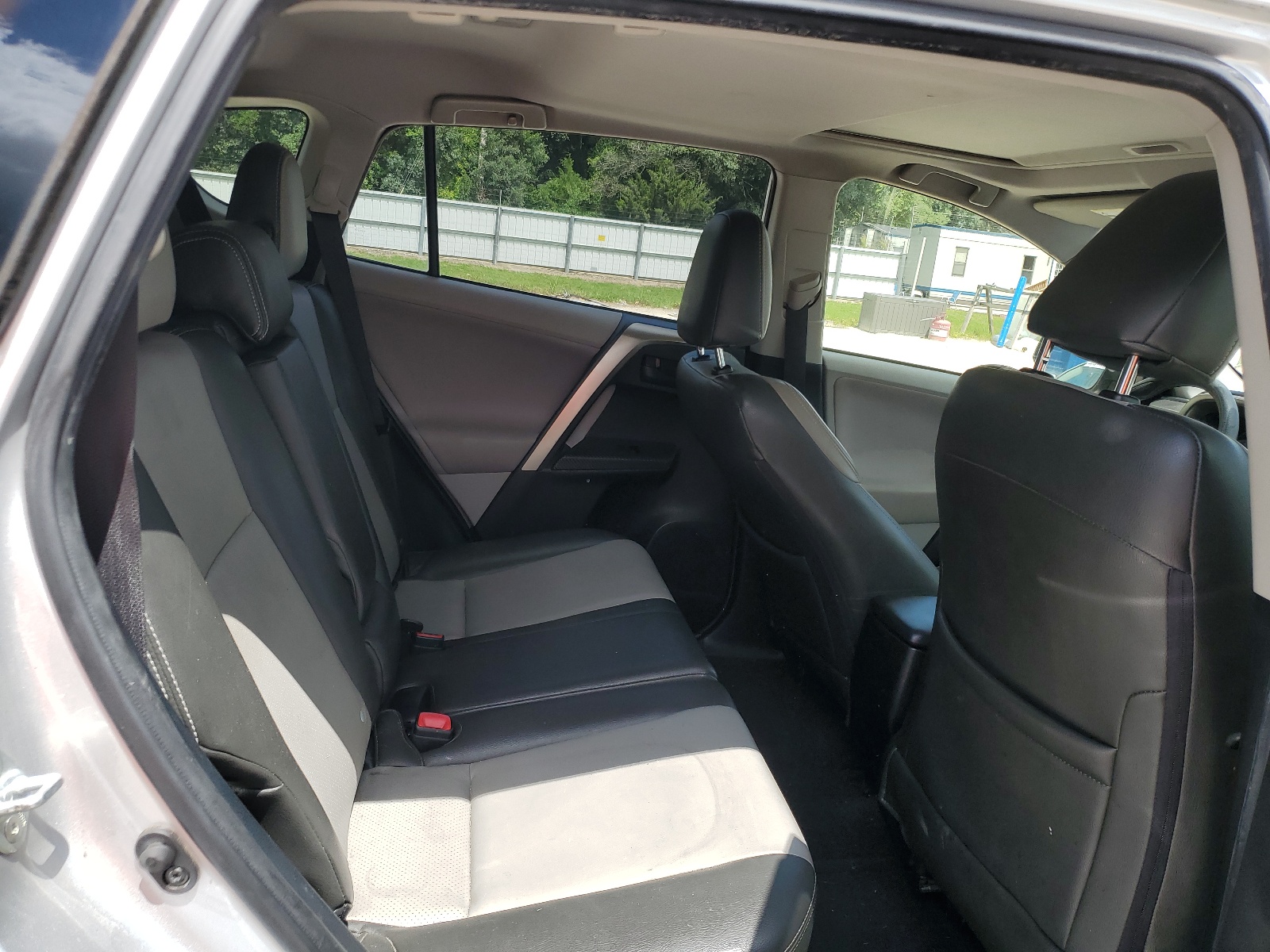 JTMWFREV9DD010591 2013 Toyota Rav4 Xle