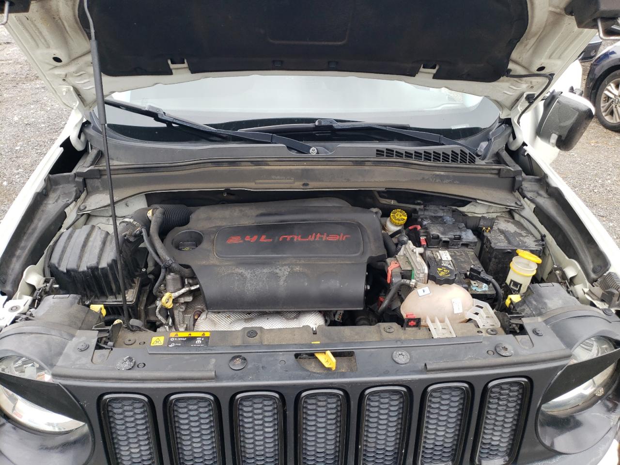 2017 Jeep Renegade Latitude VIN: ZACCJABB2HPF73289 Lot: 65325774