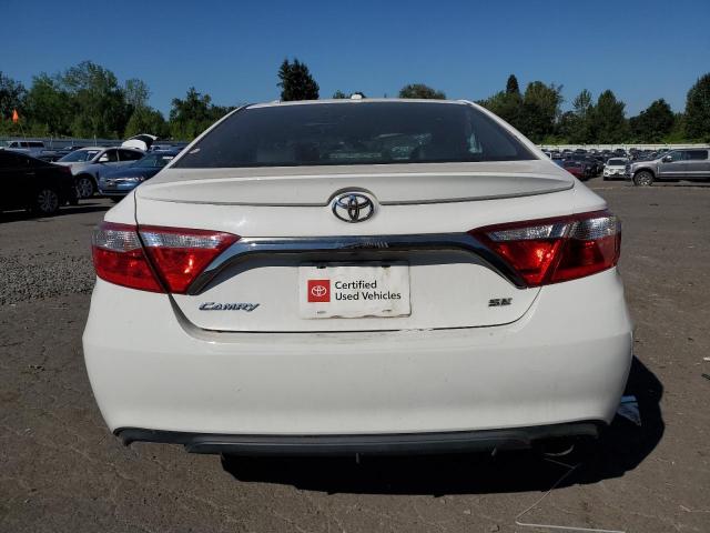  TOYOTA CAMRY 2017 Білий