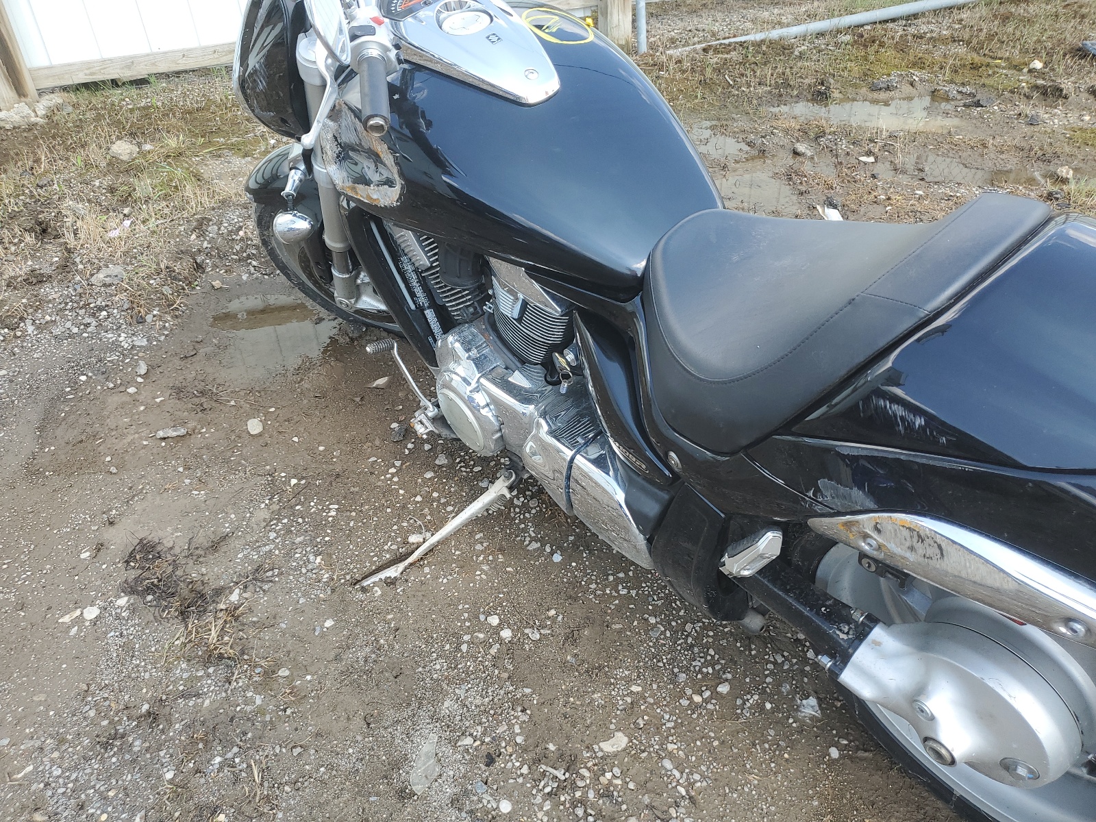 JS1VY53A8C2100155 2012 Suzuki Vzr1800 Z