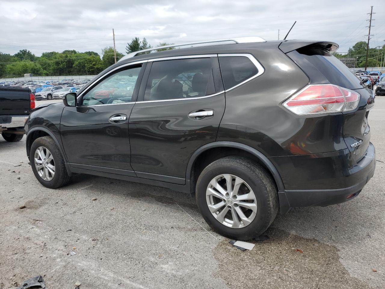 KNMAT2MV8GP702713 2016 NISSAN ROGUE - Image 2