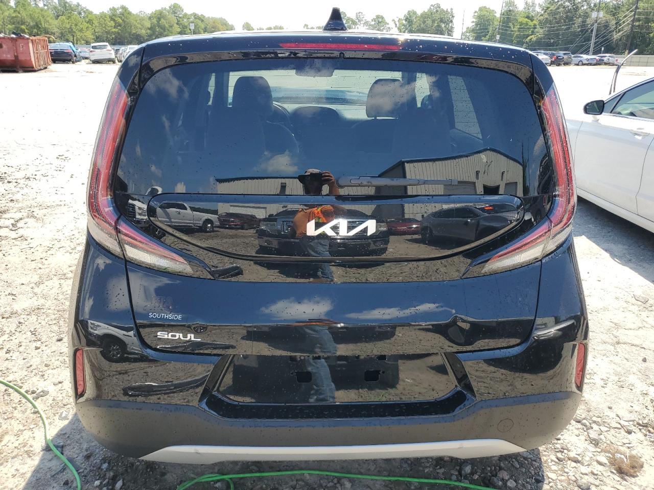 KNDJ23AU1P7846477 2023 Kia Soul Lx