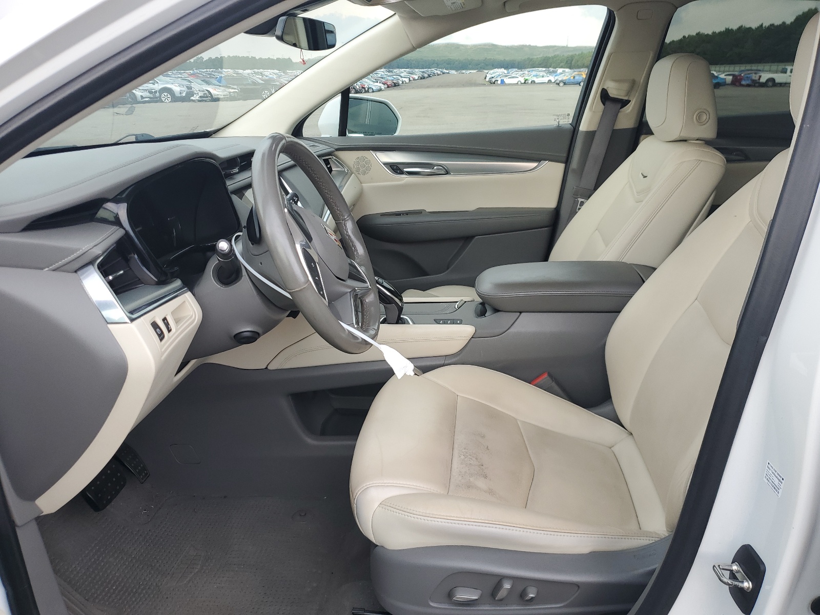 1GYKNDRS2KZ244599 2019 Cadillac Xt5 Luxury