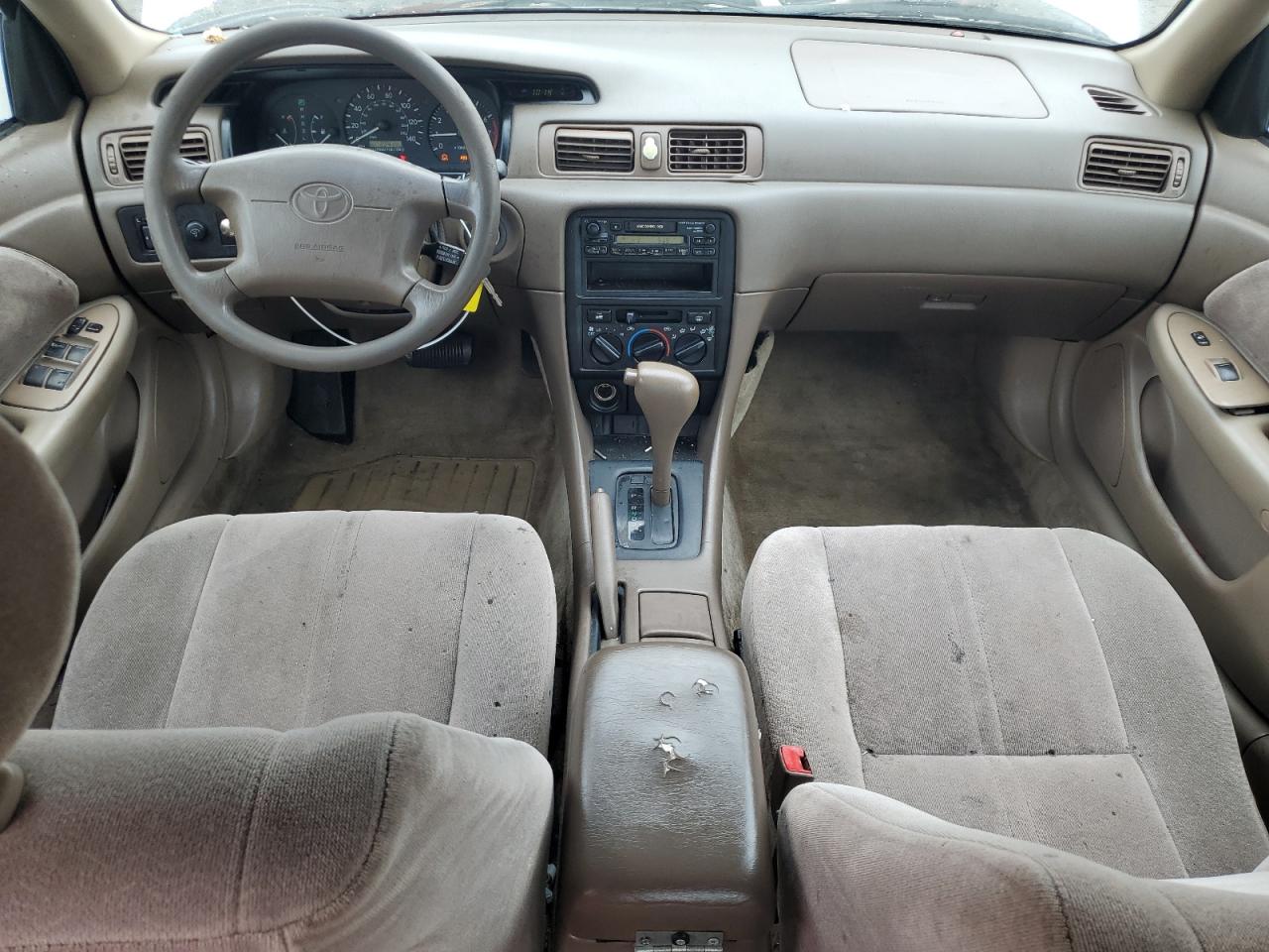 1999 Toyota Camry Le VIN: JT2BG22KXX0313316 Lot: 64763554