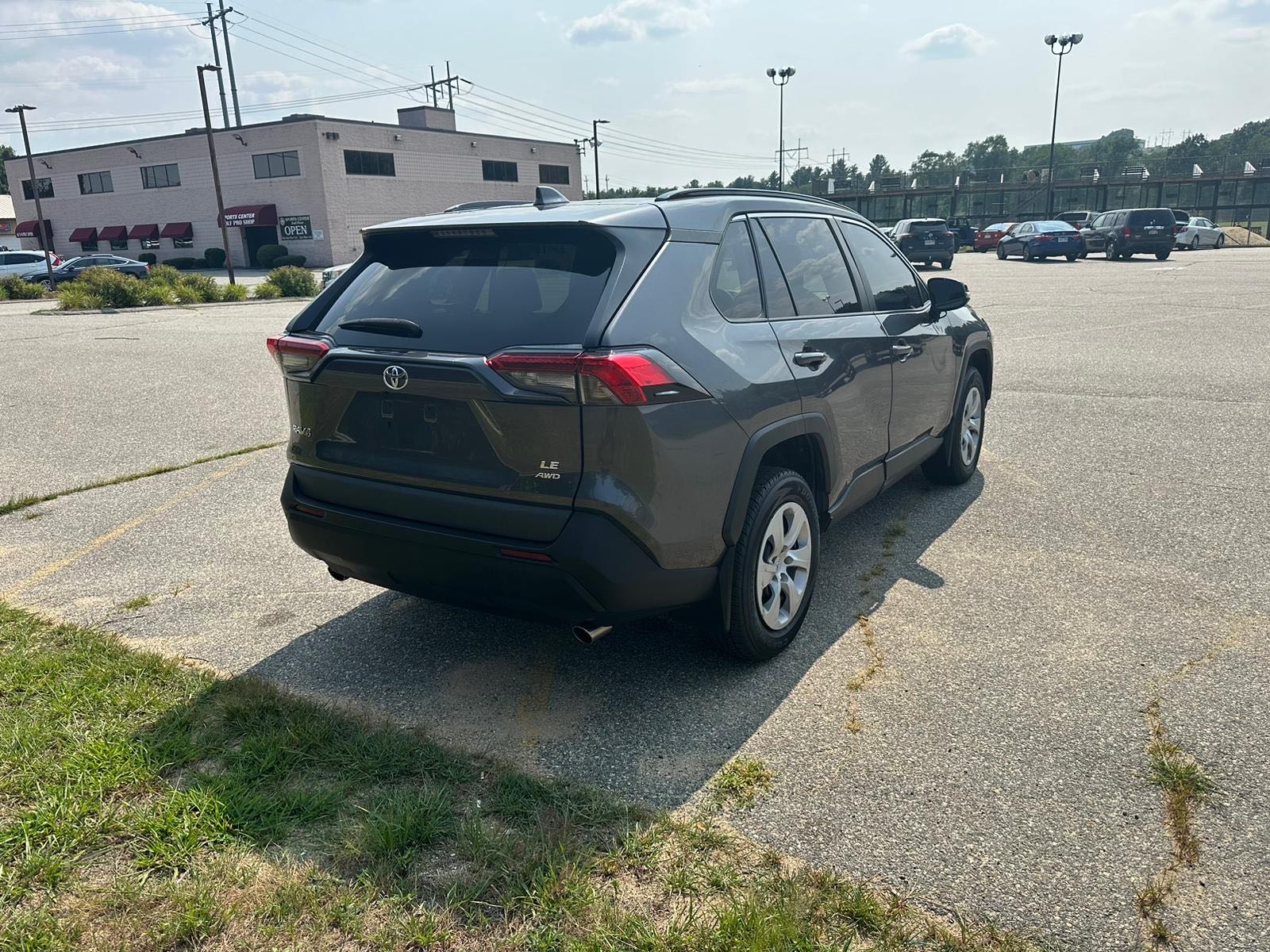 2020 Toyota Rav4 Le vin: 2T3G1RFV5LC122728