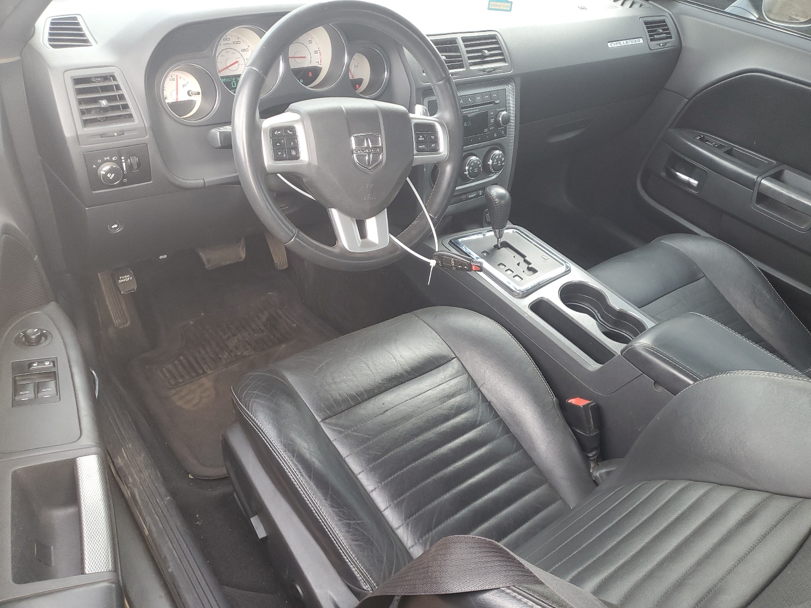 2C3CDYBT2CH269001 2012 Dodge Challenger R/T