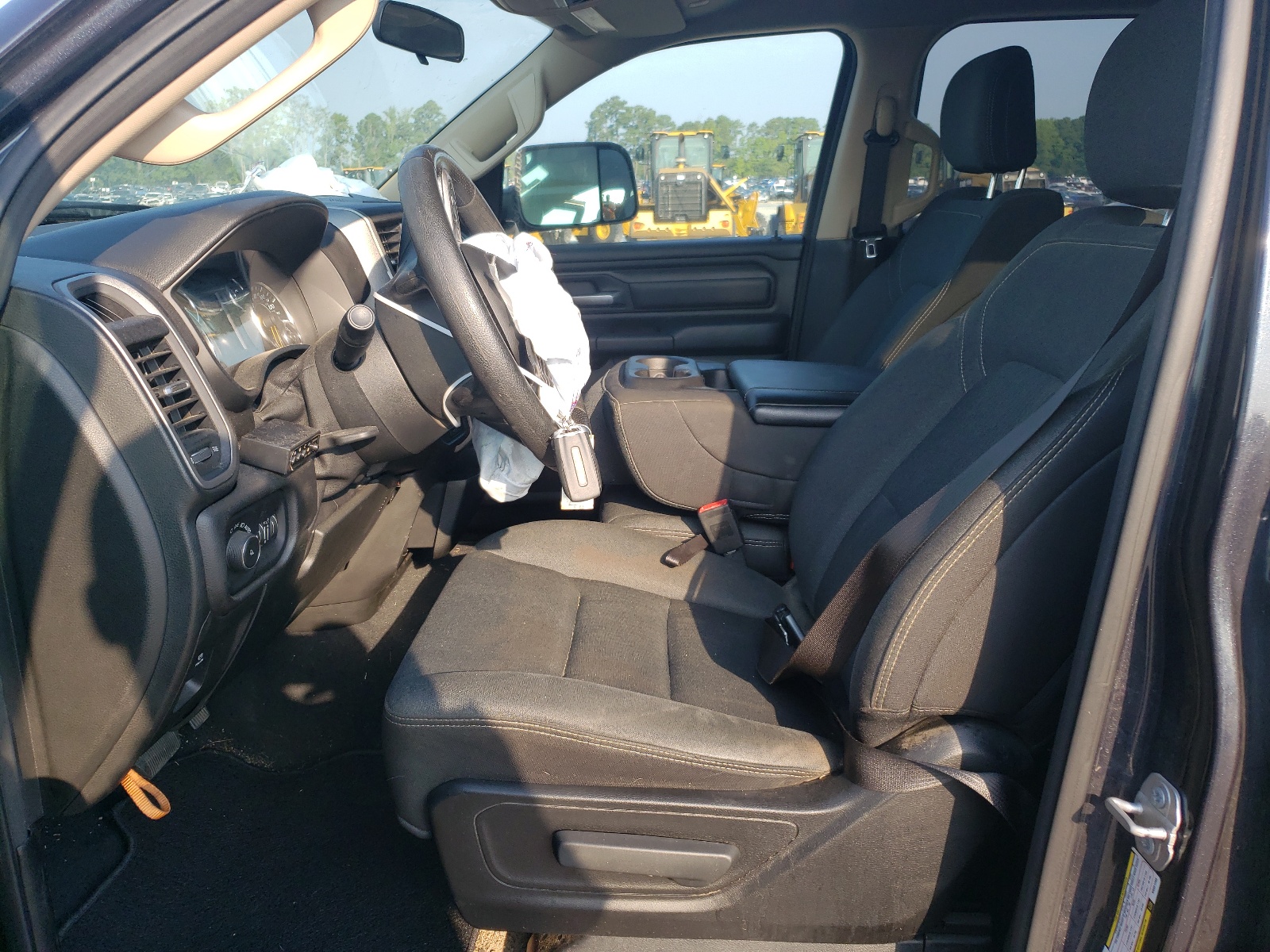 1C6SRFGT3KN651203 2019 Ram 1500 Tradesman