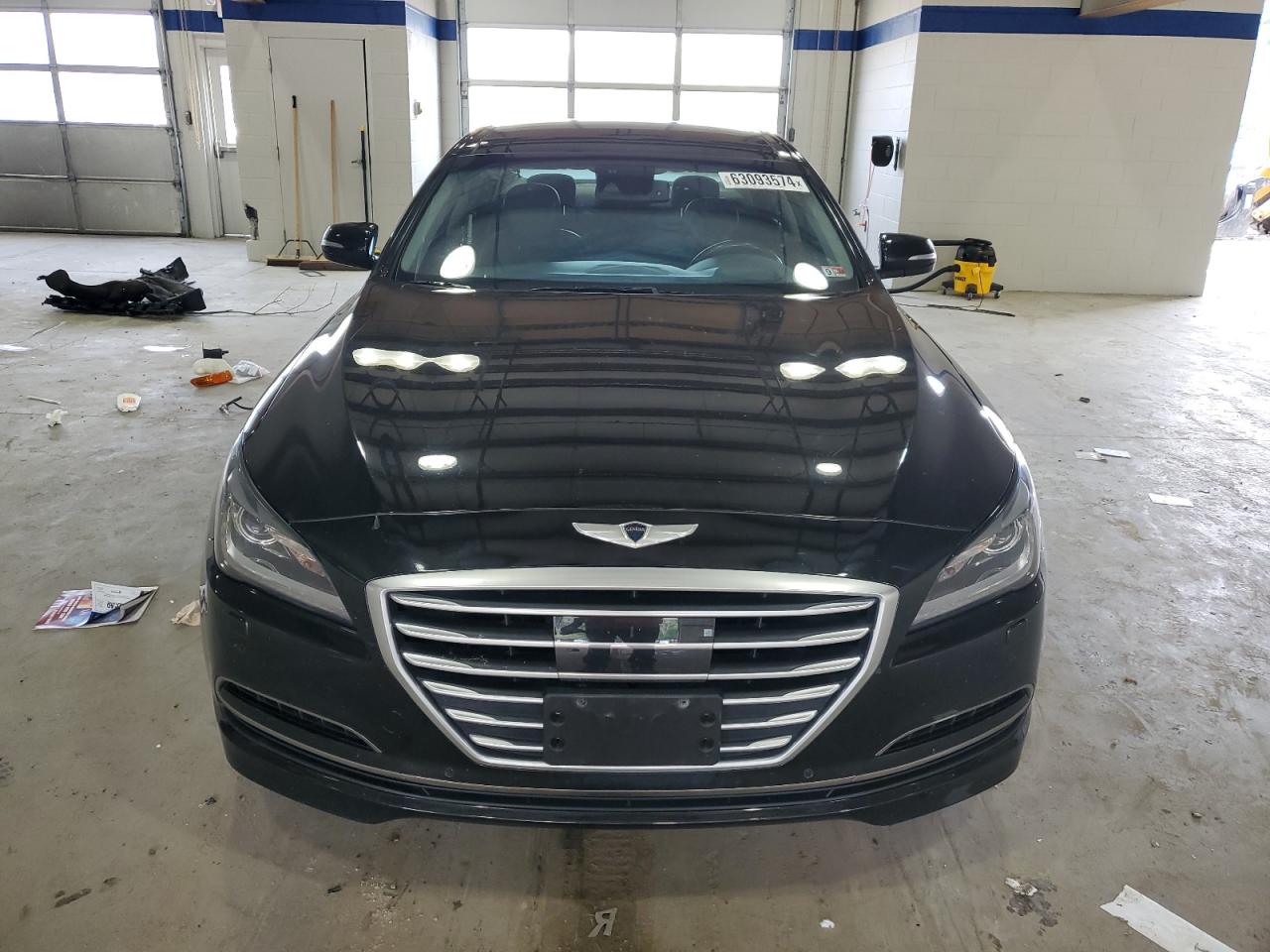 2015 Hyundai Genesis 3.8L VIN: KMHGN4JE9FU047753 Lot: 63093574