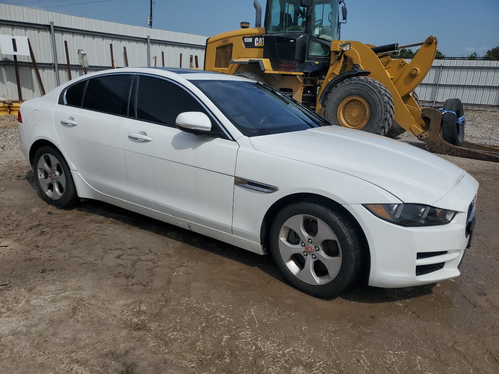 2018 Jaguar Xe vin: SAJAR4FX0JCP31311