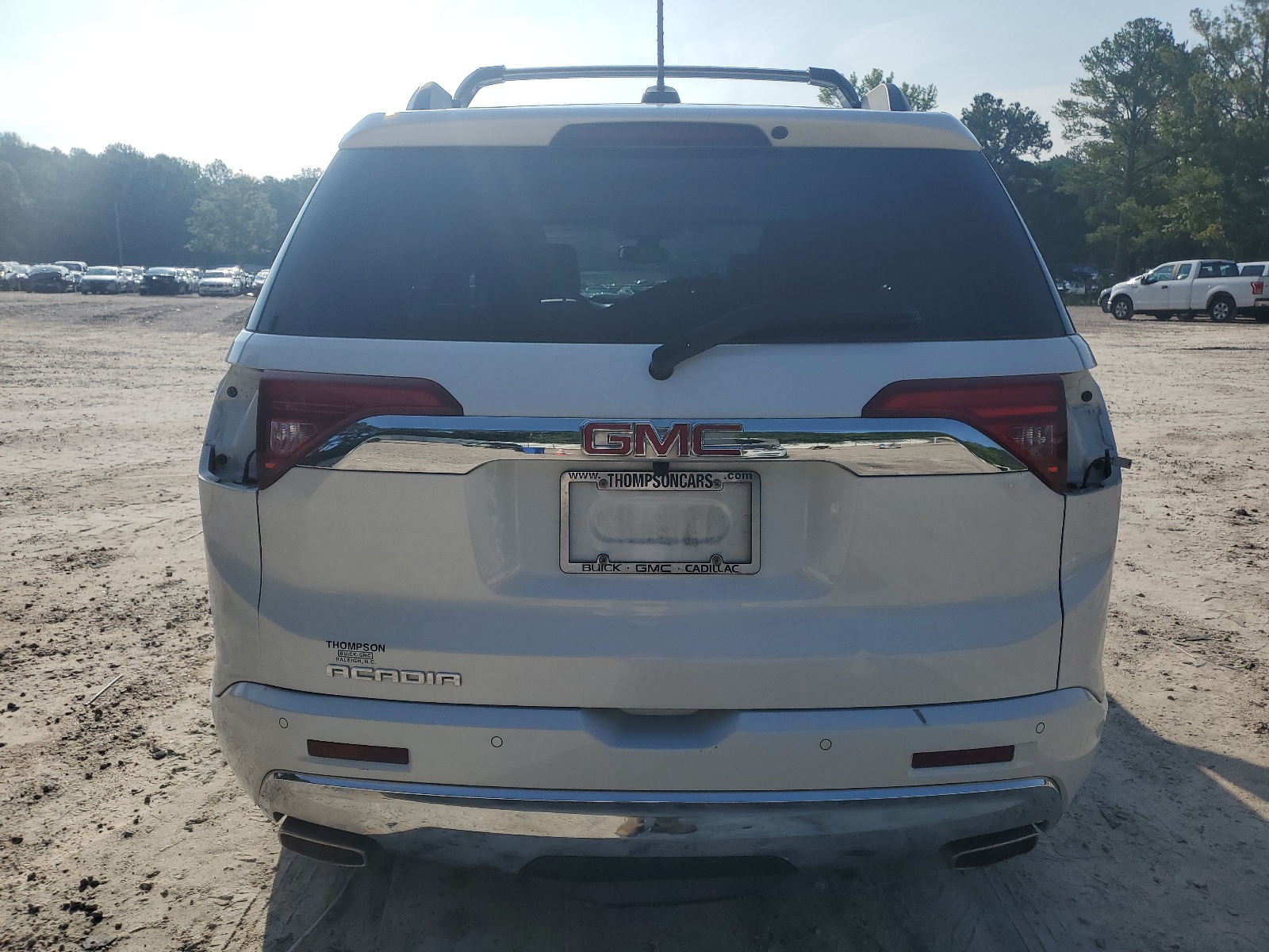 1GKKNPLS1HZ221599 2017 GMC Acadia Denali