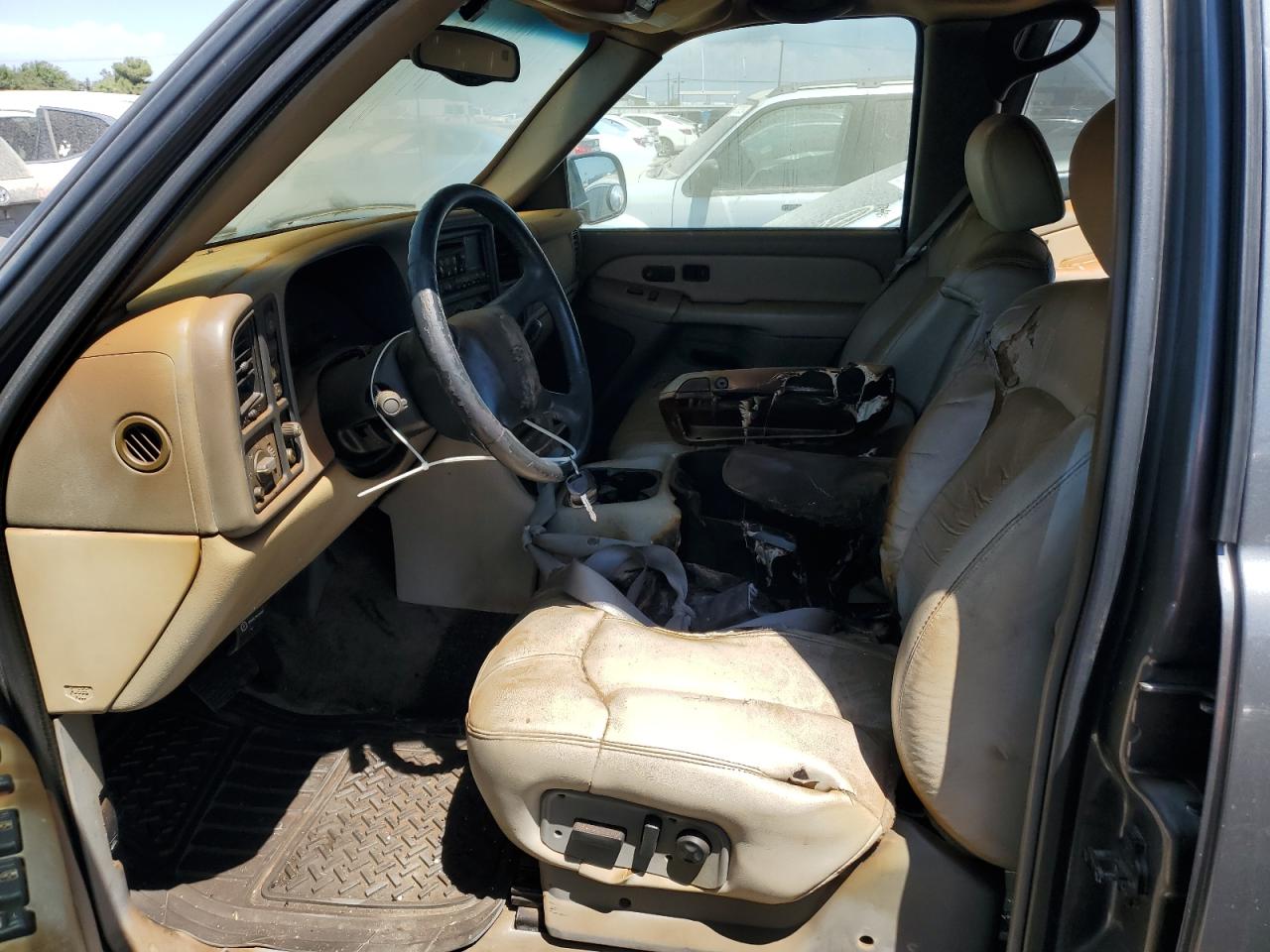 2000 Chevrolet Tahoe K1500 VIN: 1GNEK13T4YJ145339 Lot: 64571524