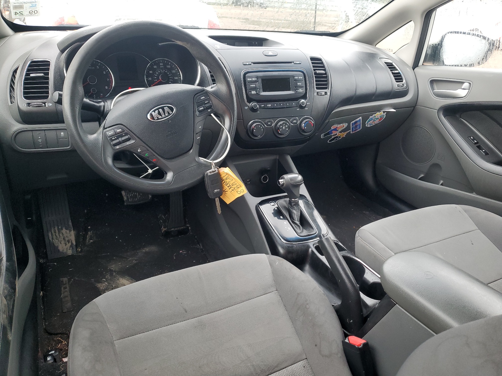 3KPFK4A7XJE202411 2018 Kia Forte Lx