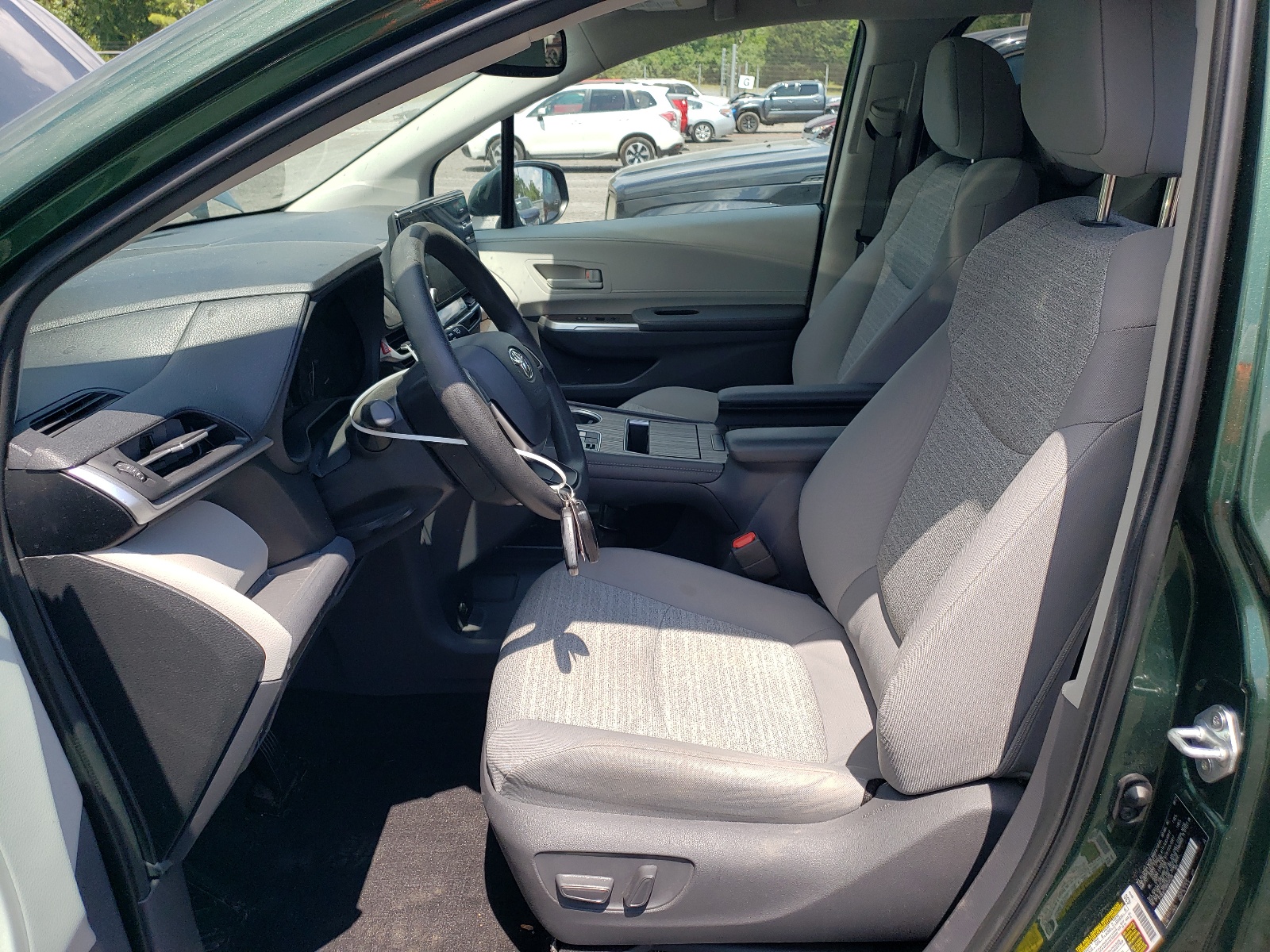 5TDBSKFC9MS035266 2021 Toyota Sienna Le