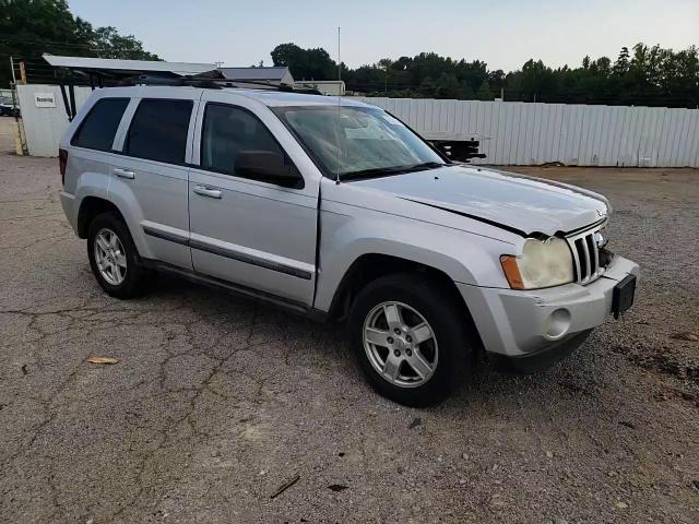 2007 Jeep Grand Cherokee Laredo VIN: 1J8GS48K57C569837 Lot: 62954364