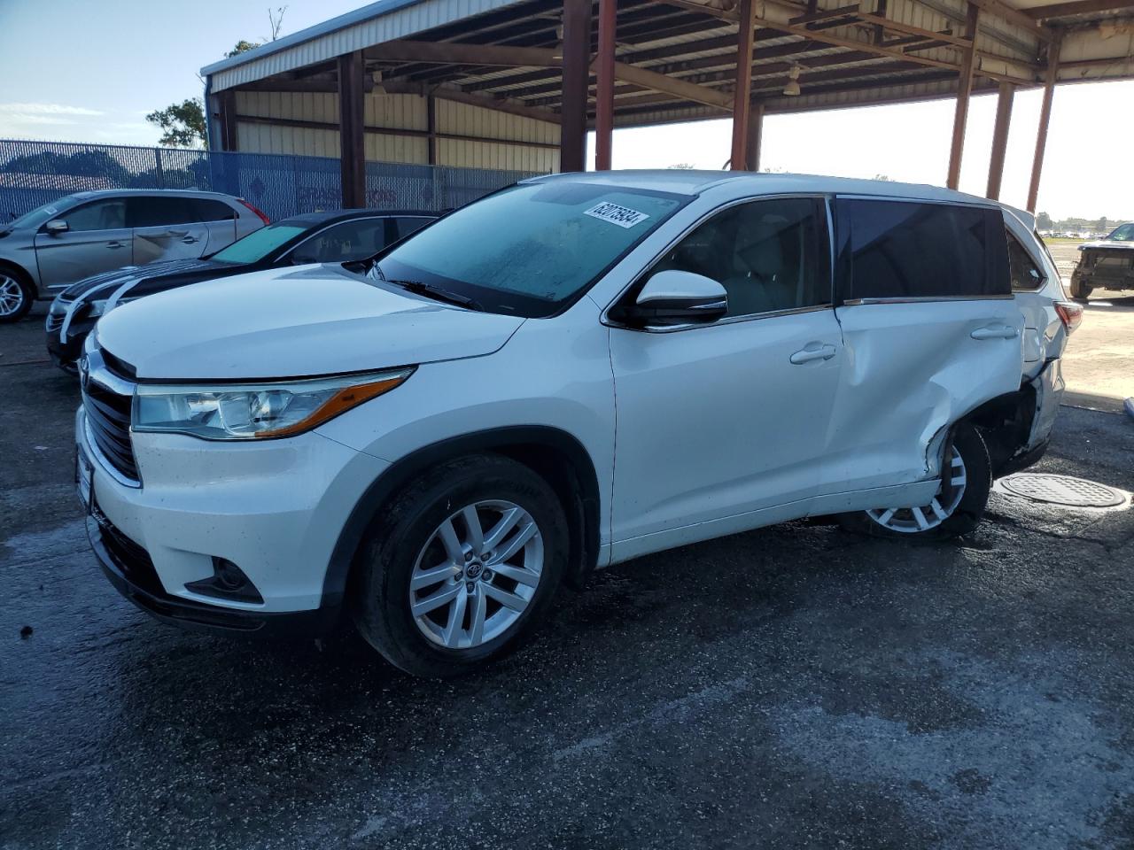 5TDBKRFH7GS261718 2016 TOYOTA HIGHLANDER - Image 1