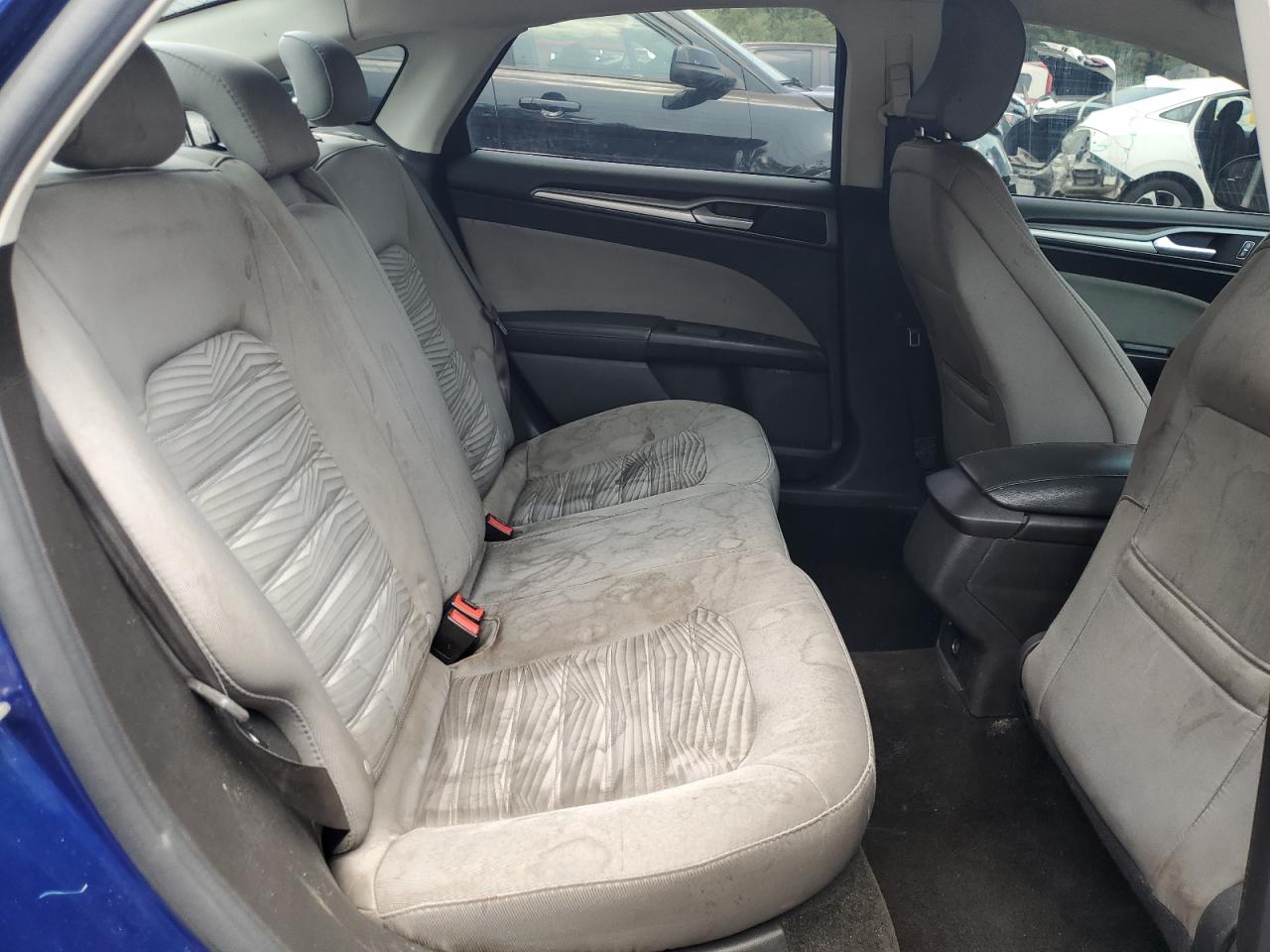2016 Ford Fusion - Image 10