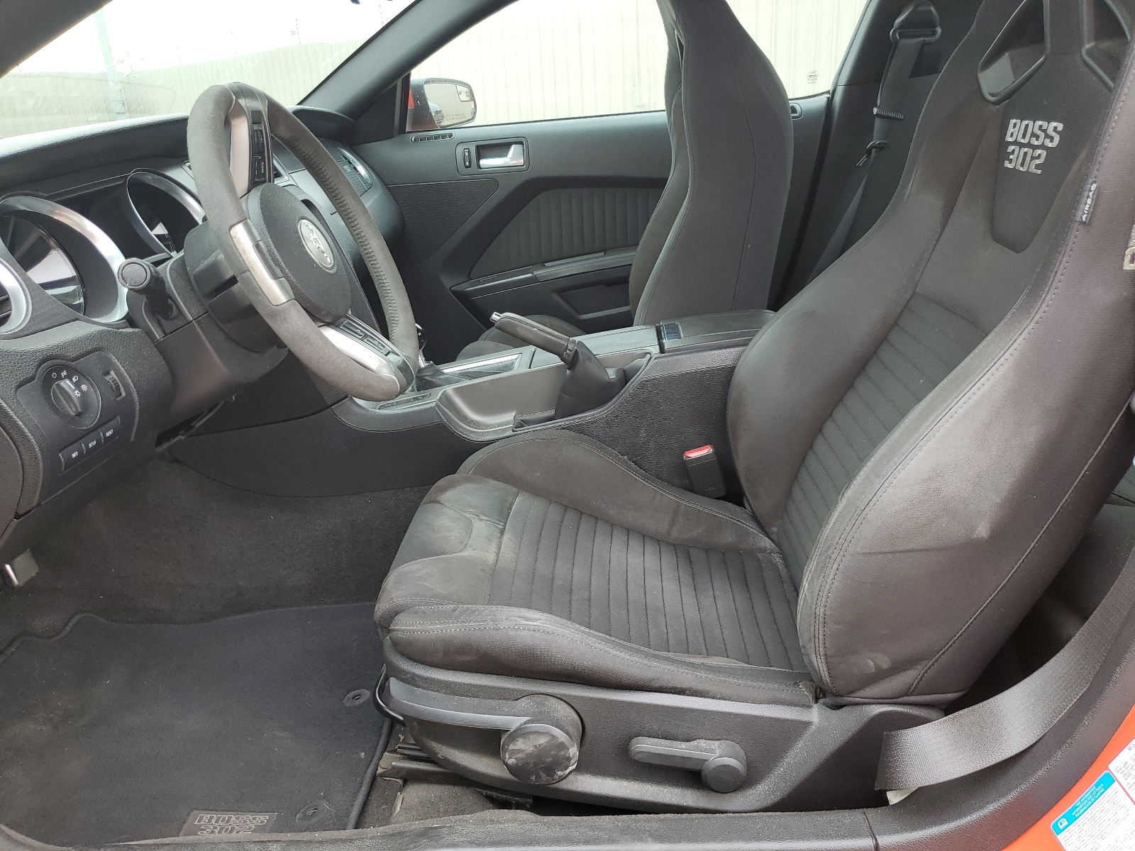 1ZVBP8CU7C5261003 2012 Ford Mustang Boss 302