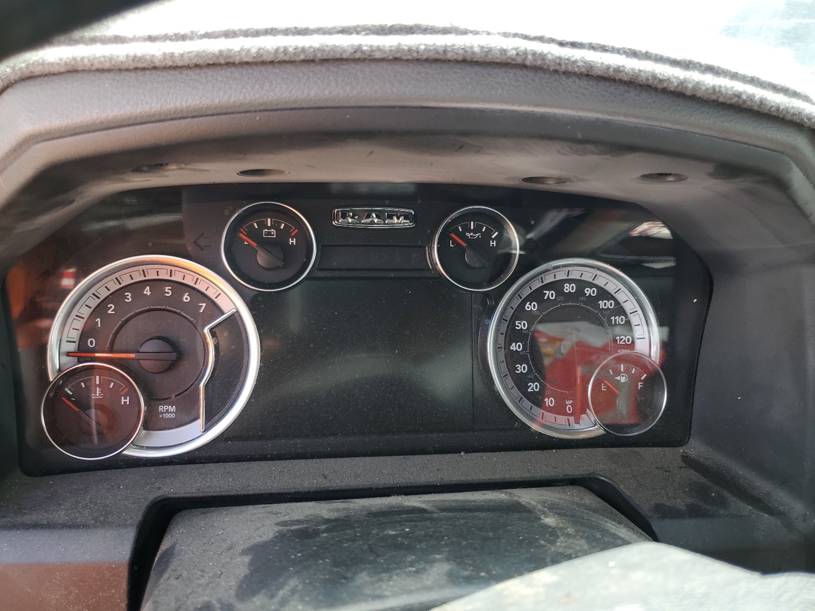 1C6RR6LT3HS662345 2017 Ram 1500 Slt