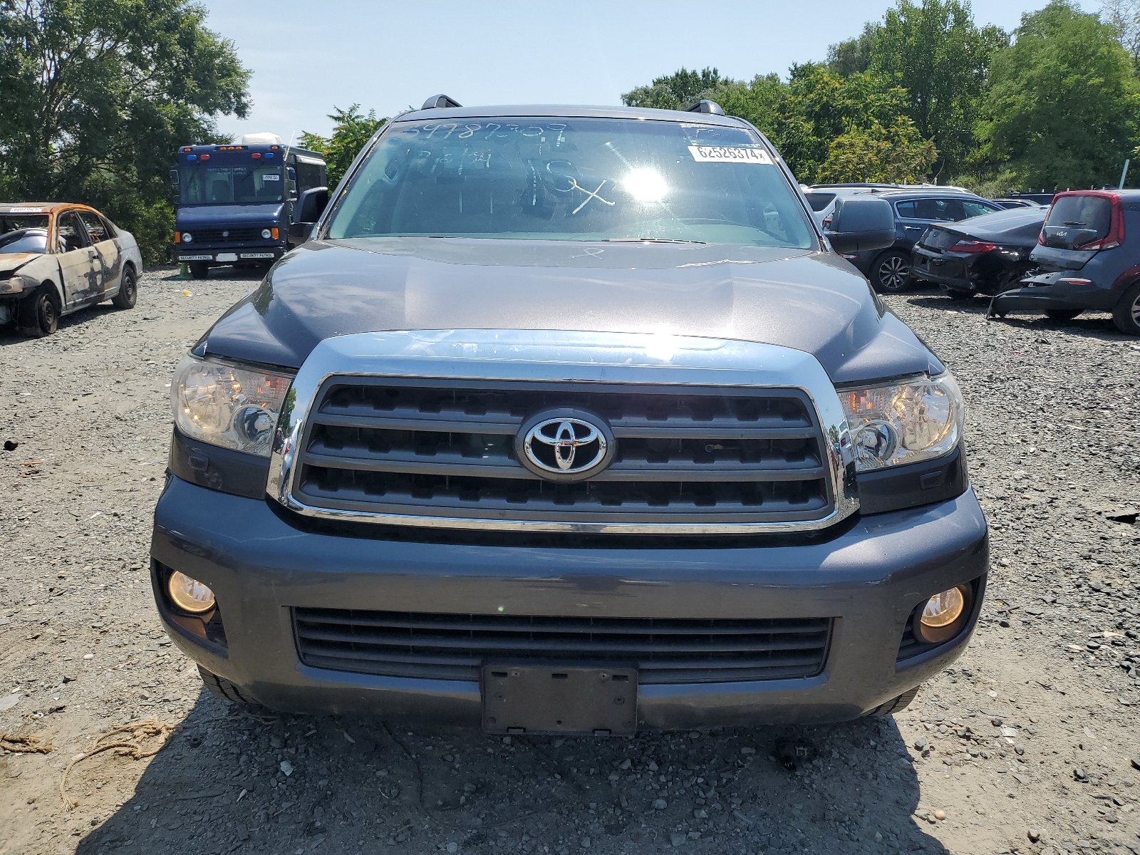 2016 Toyota Sequoia Sr5 vin: 5TDBY5G1XGS146670