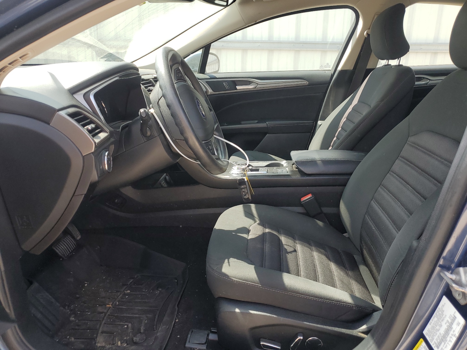 3FA6P0LU0KR119390 2019 Ford Fusion Se