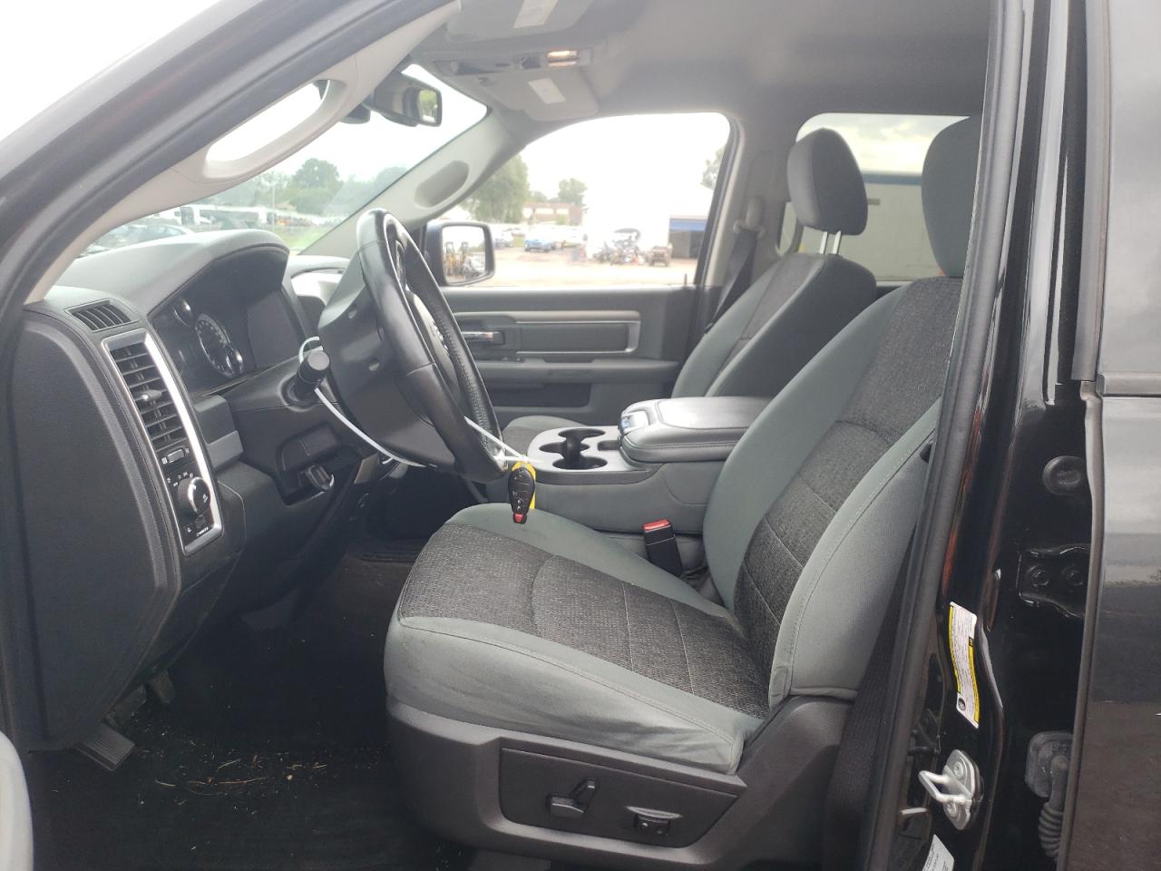 2016 Ram 1500 Slt VIN: 3C6RR7LT6GG243823 Lot: 65048644